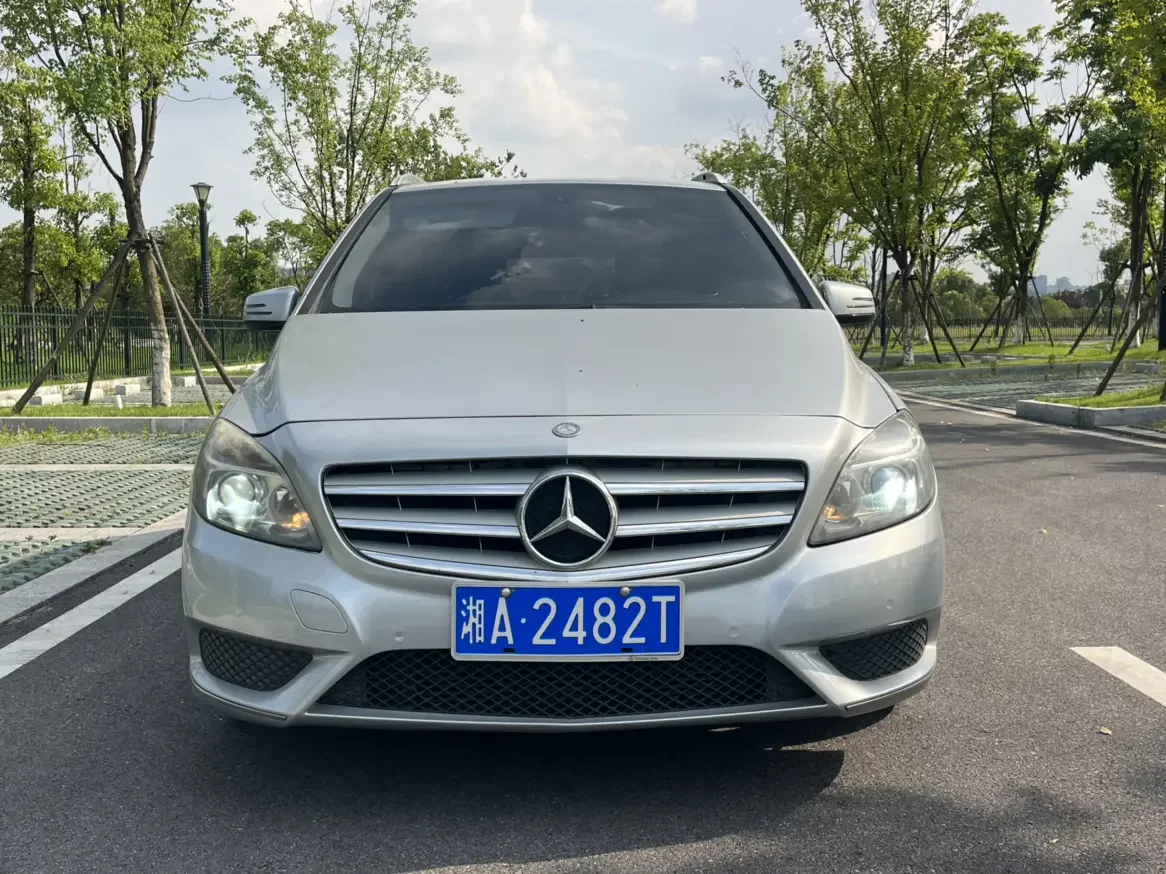 Mercedes-Benz B Class