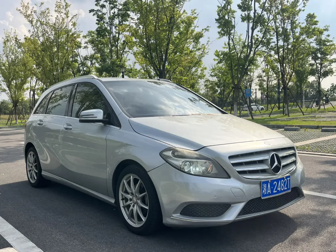Mercedes-Benz B Class