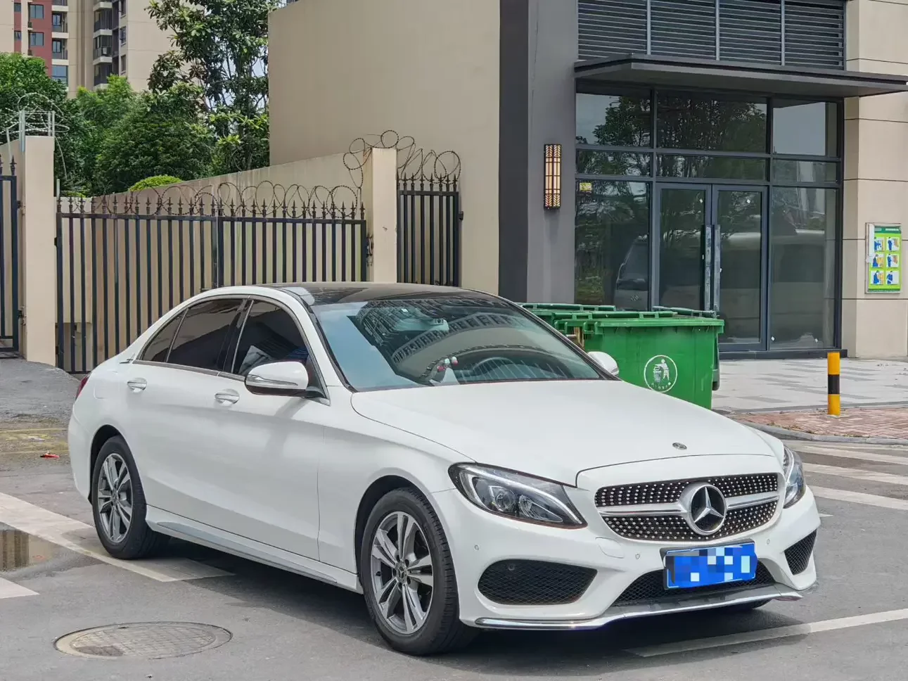 Mercedes-Benz C Class