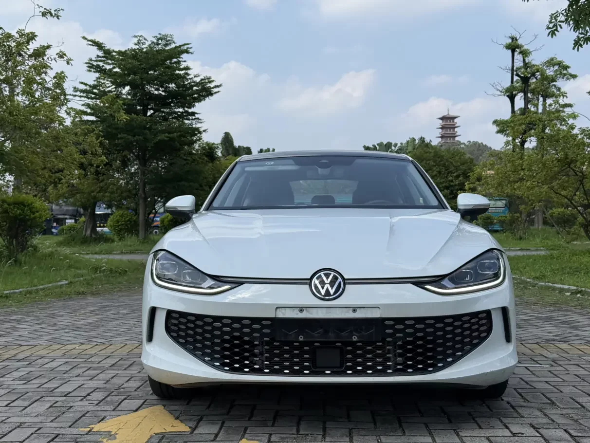 Volkswagen Lamando