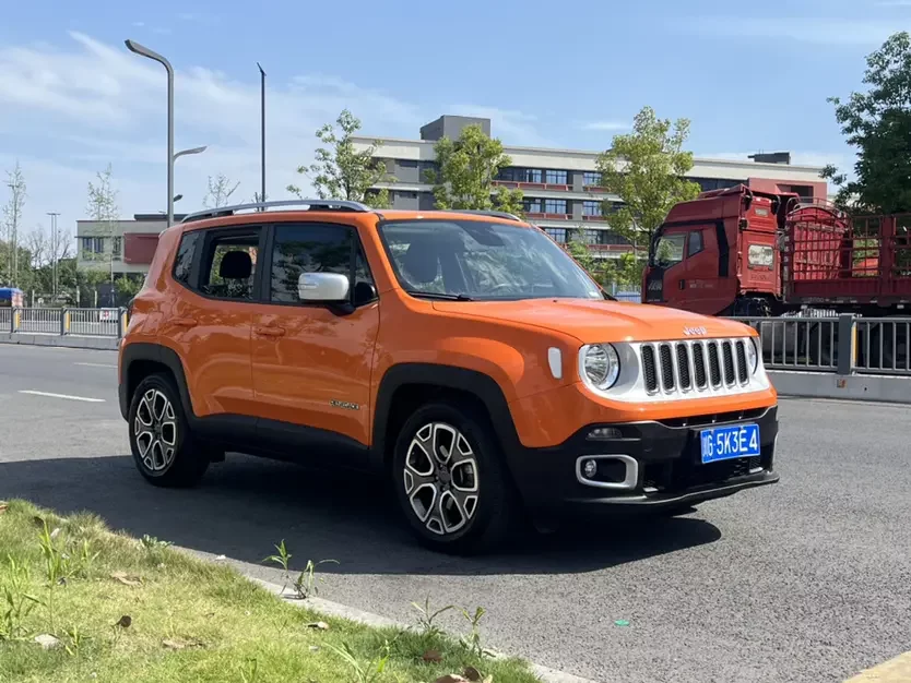 Jeep Freeman