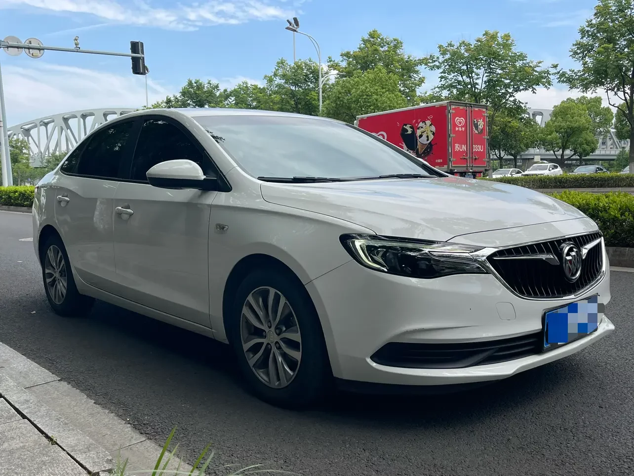Buick Yinglang