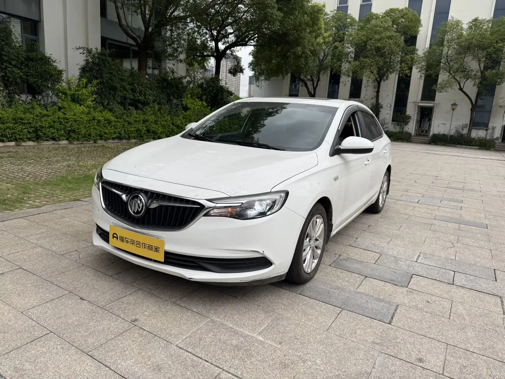 Buick Yinglang