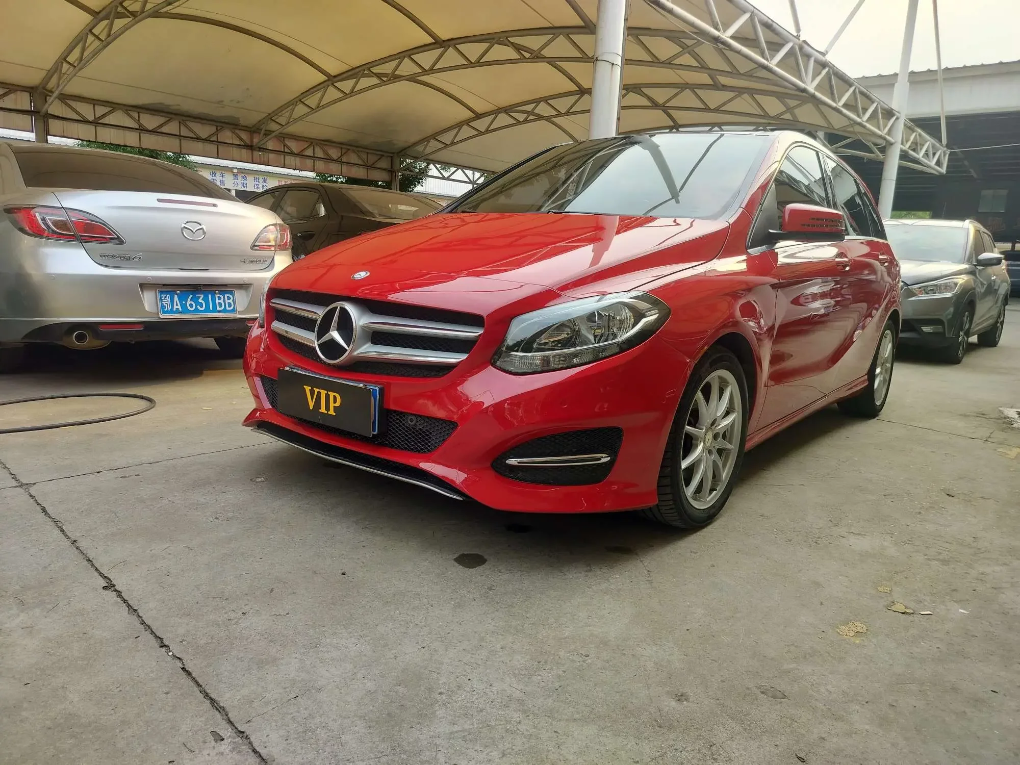 Mercedes-Benz B Class
