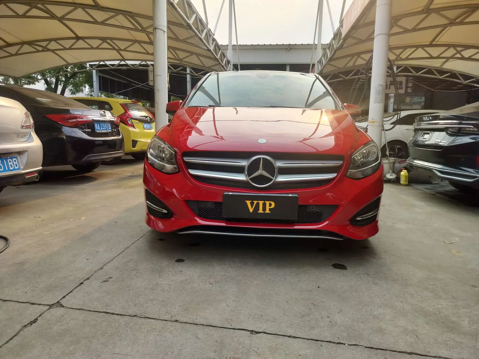 Mercedes-Benz B Class