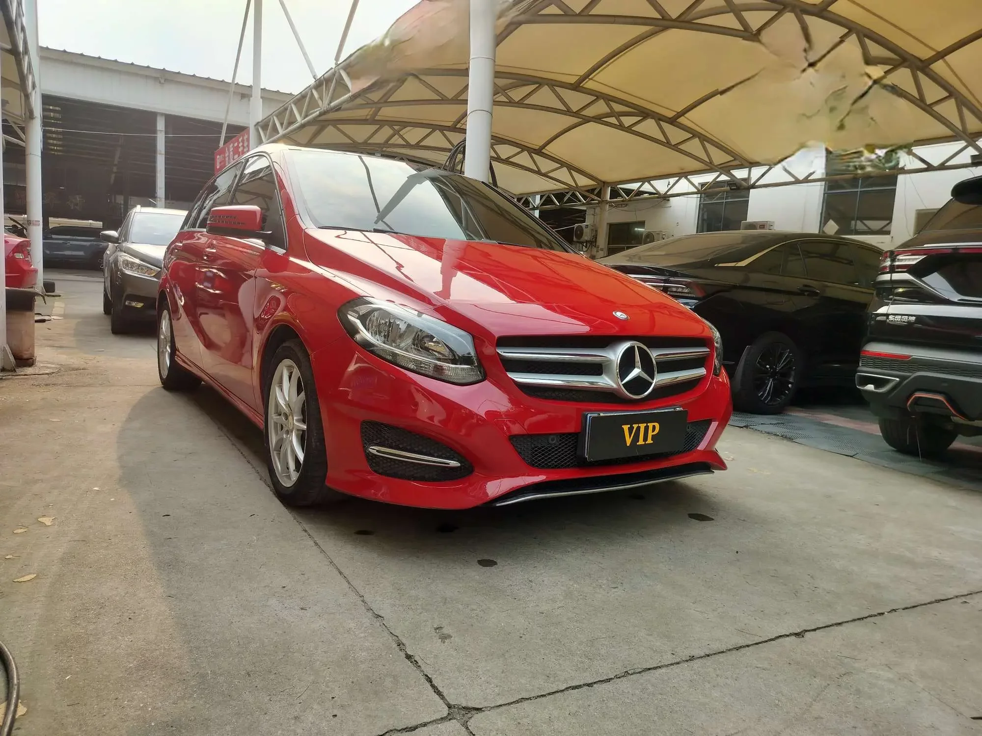Mercedes-Benz B Class