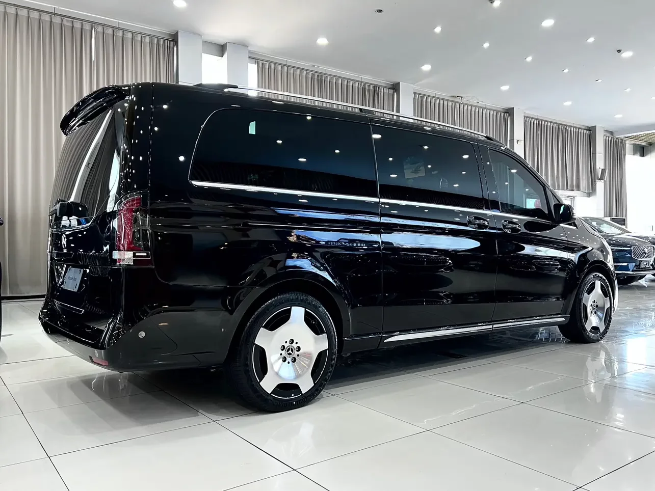 Mercedes-Benz V Class