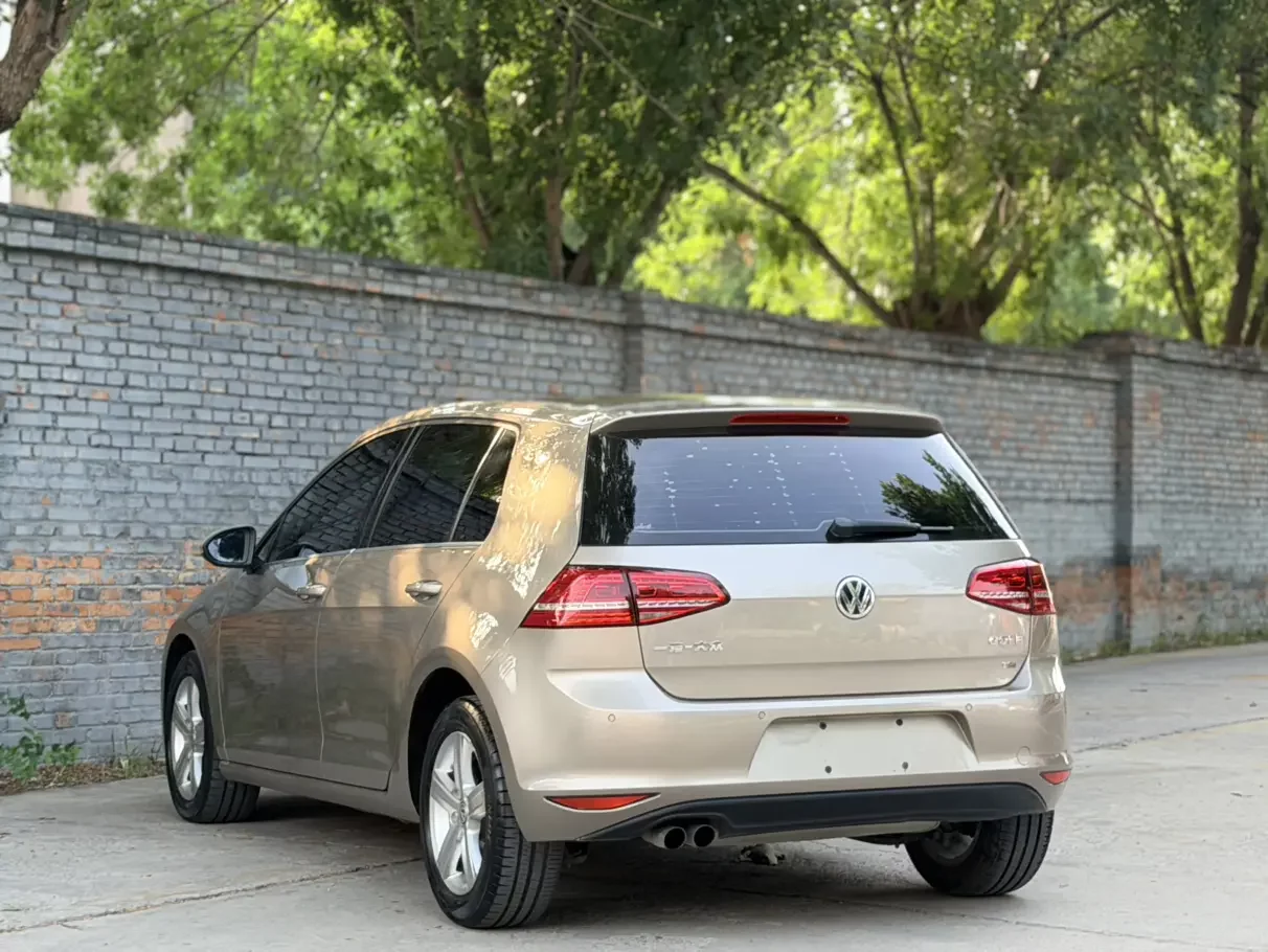 Volkswagen golf