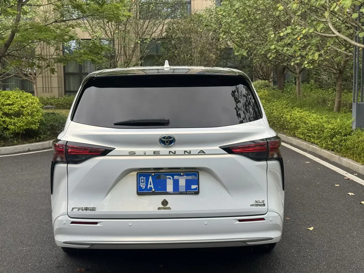 Toyota Sienna