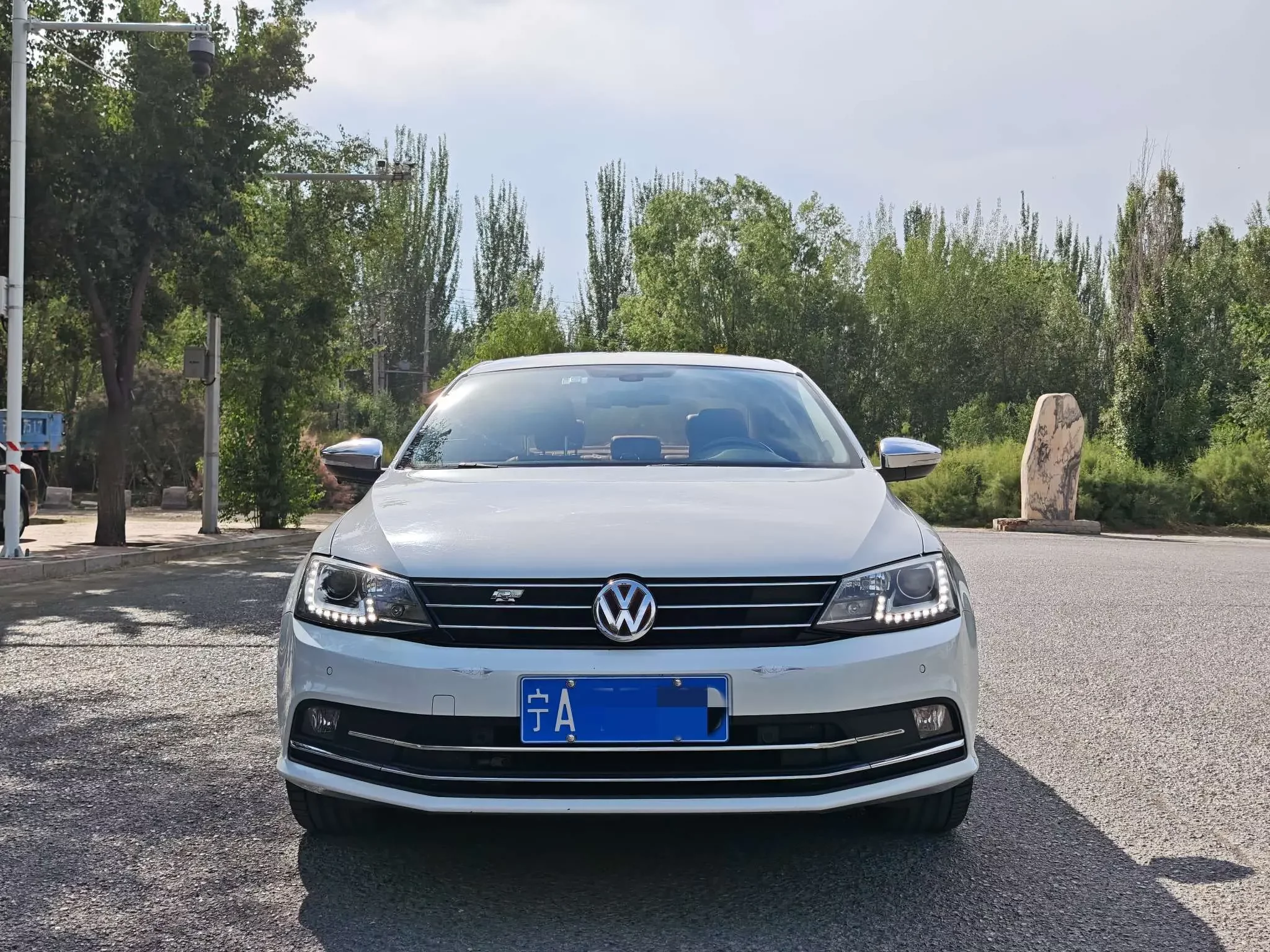 Volkswagen Sagitar