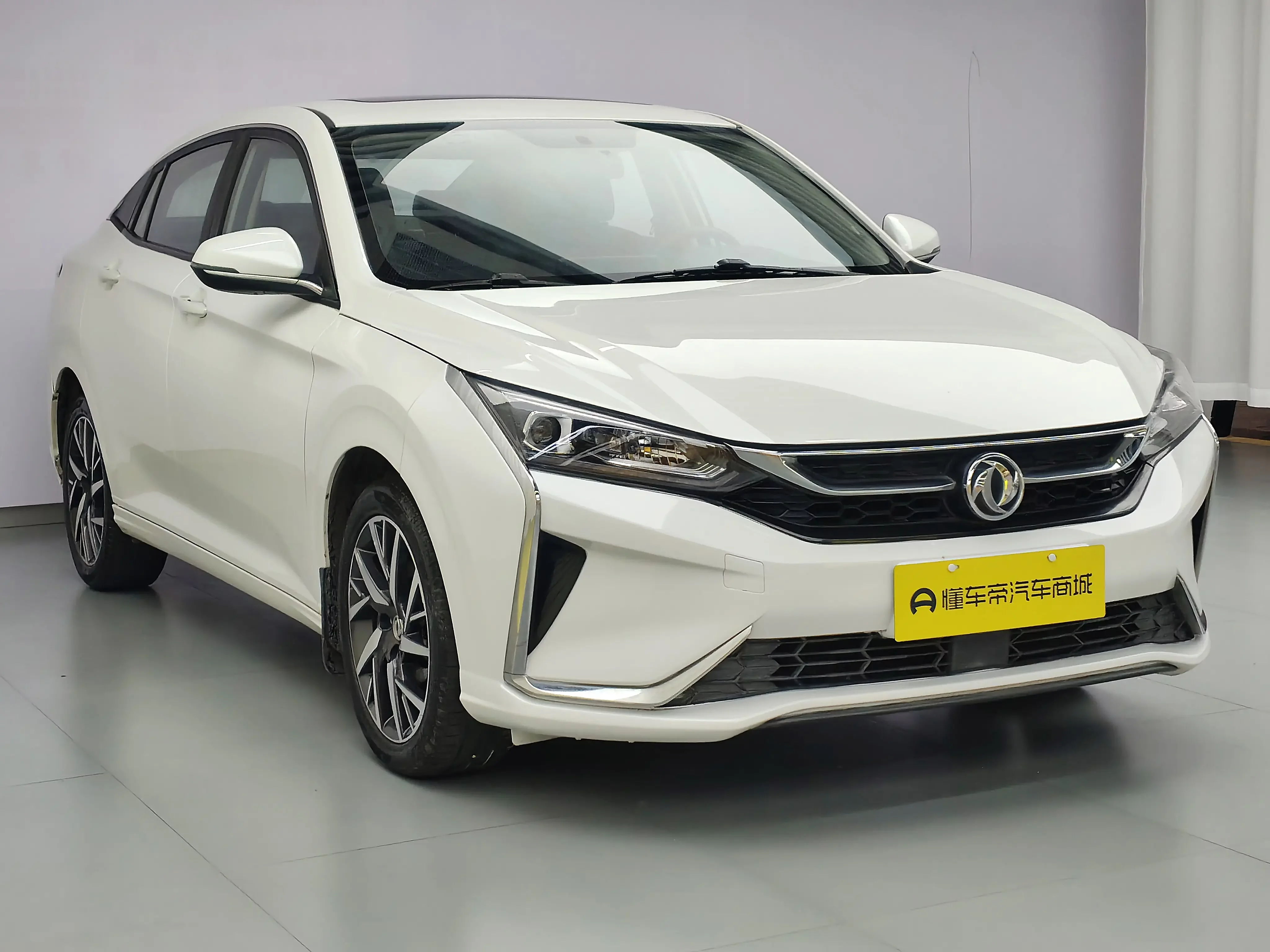 Dongfeng Yixuan