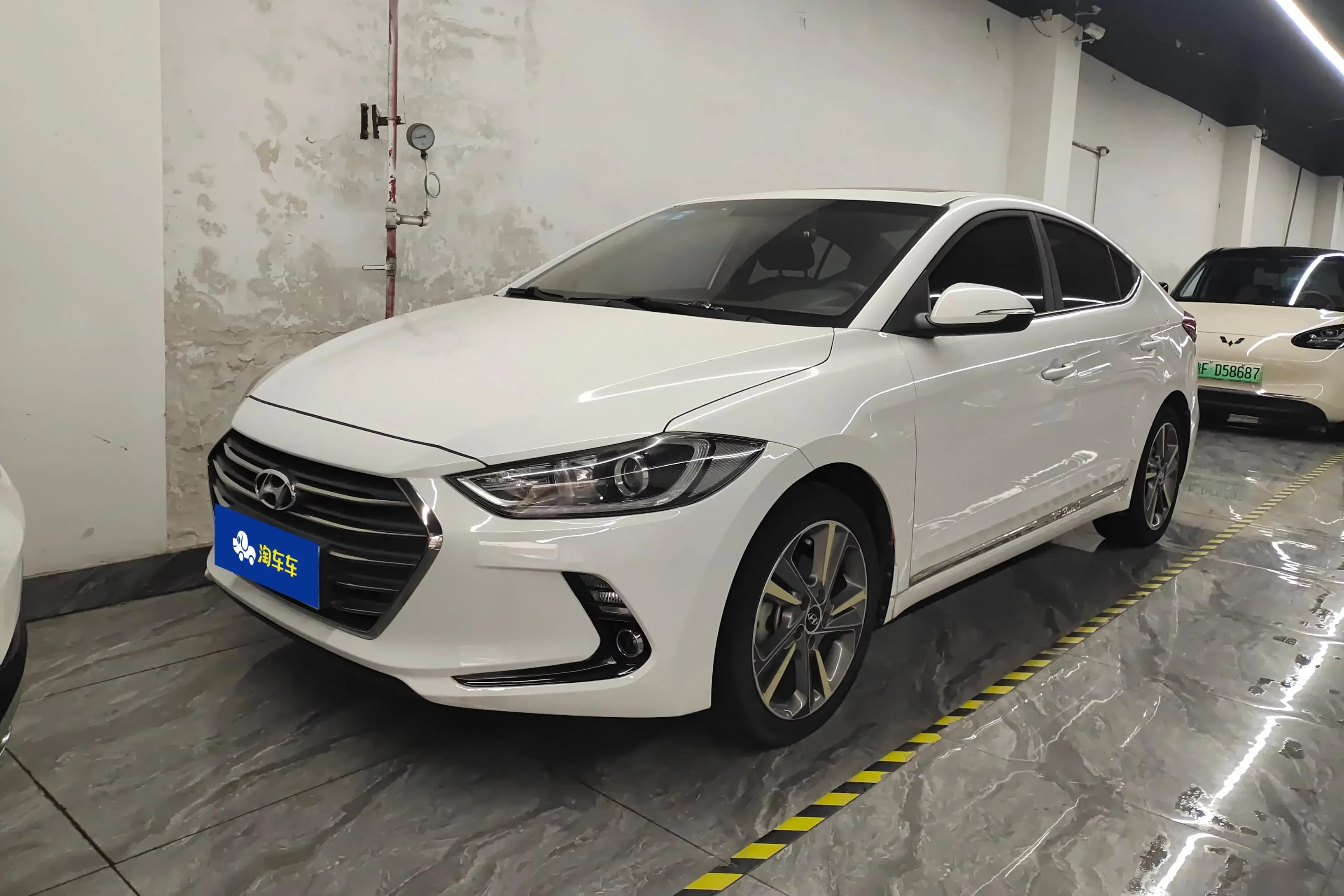 Hyundai lead