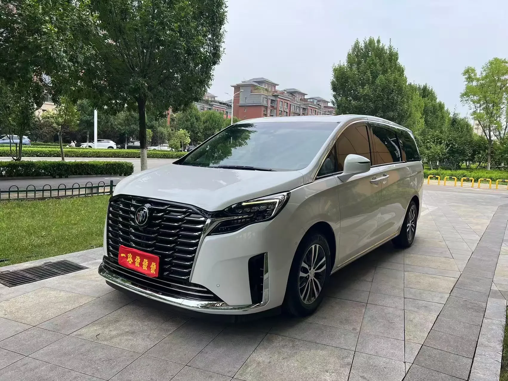 Buick GL8