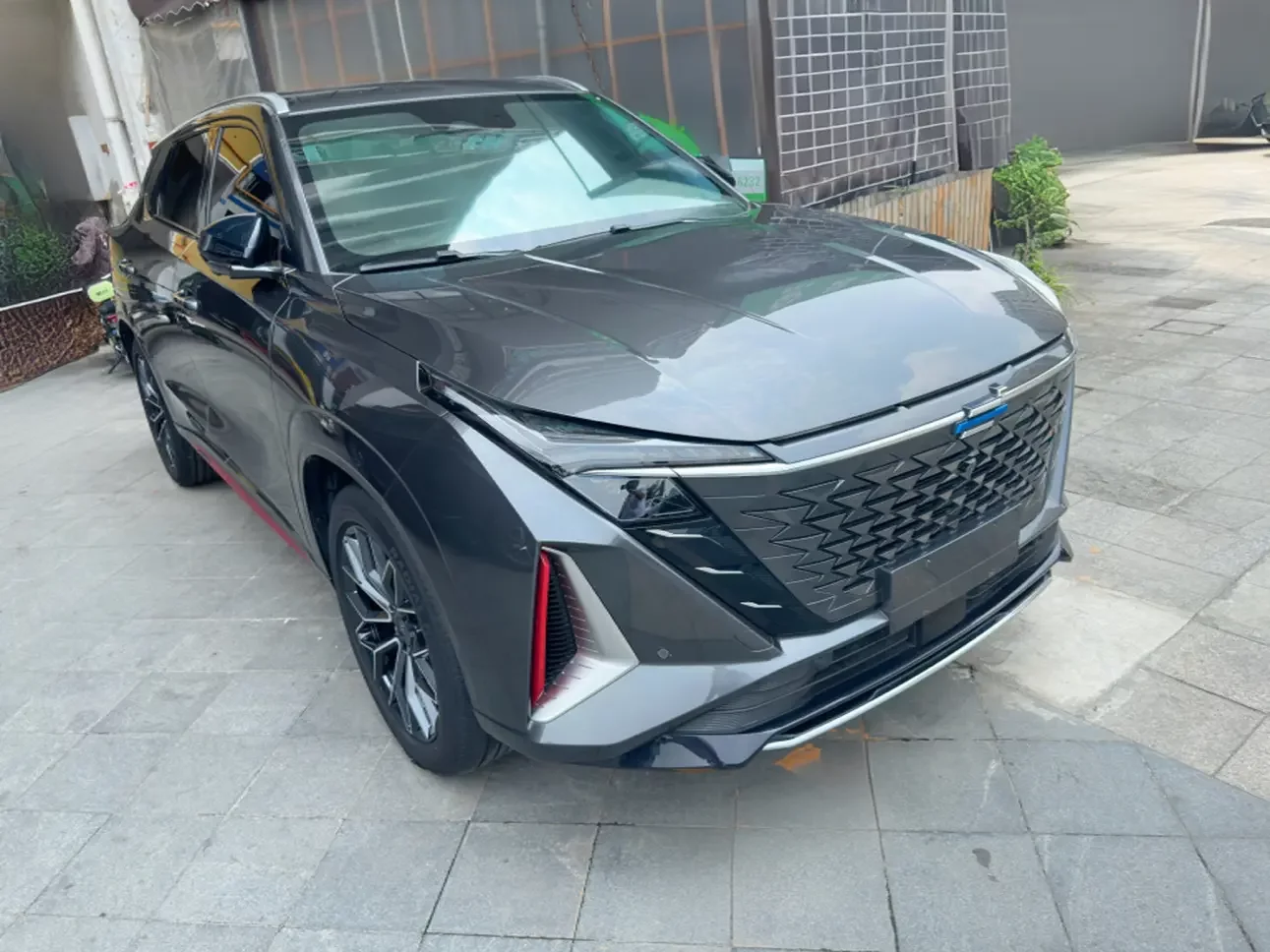 Oshan Changan Auchan Z6