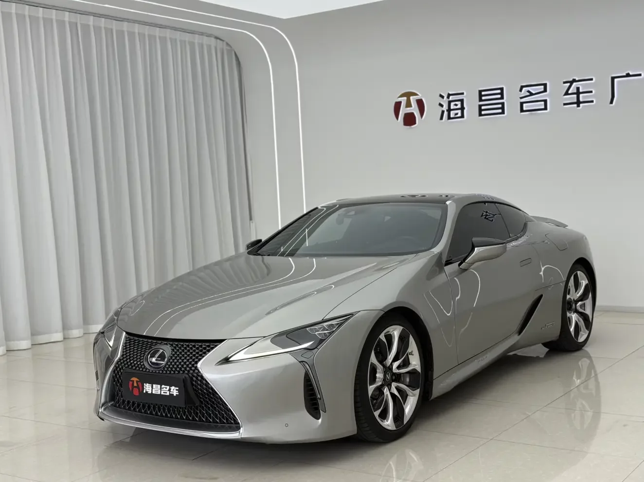 Lexus LC