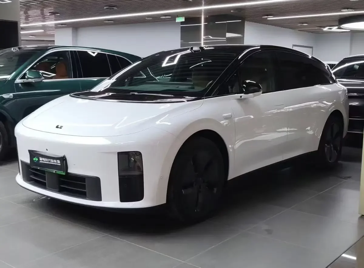 Li Ideal i8