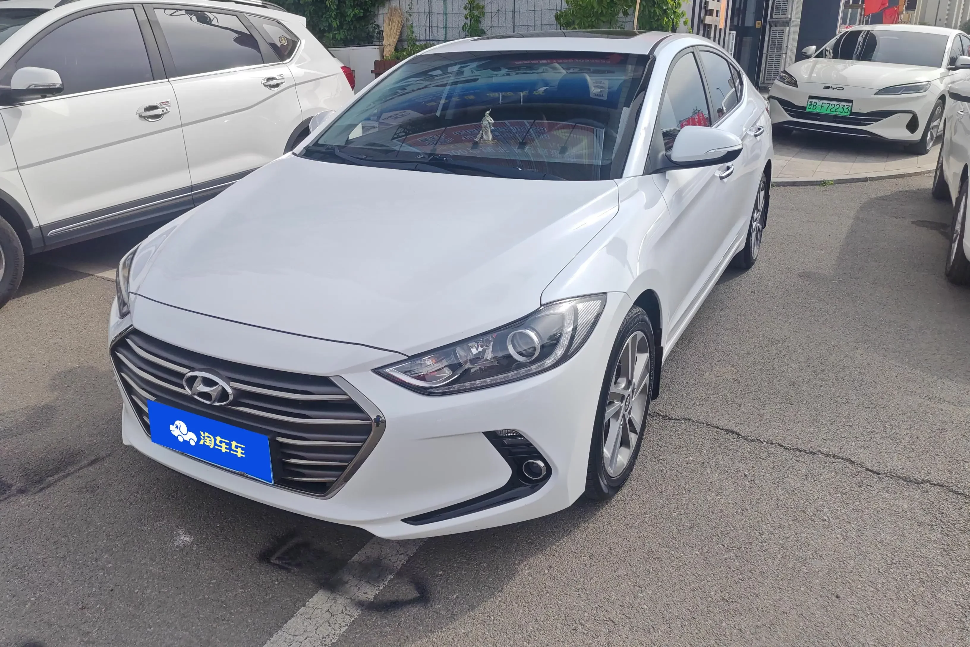 Hyundai lead