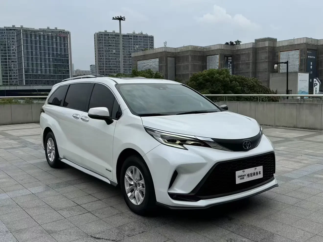 Toyota Granvia