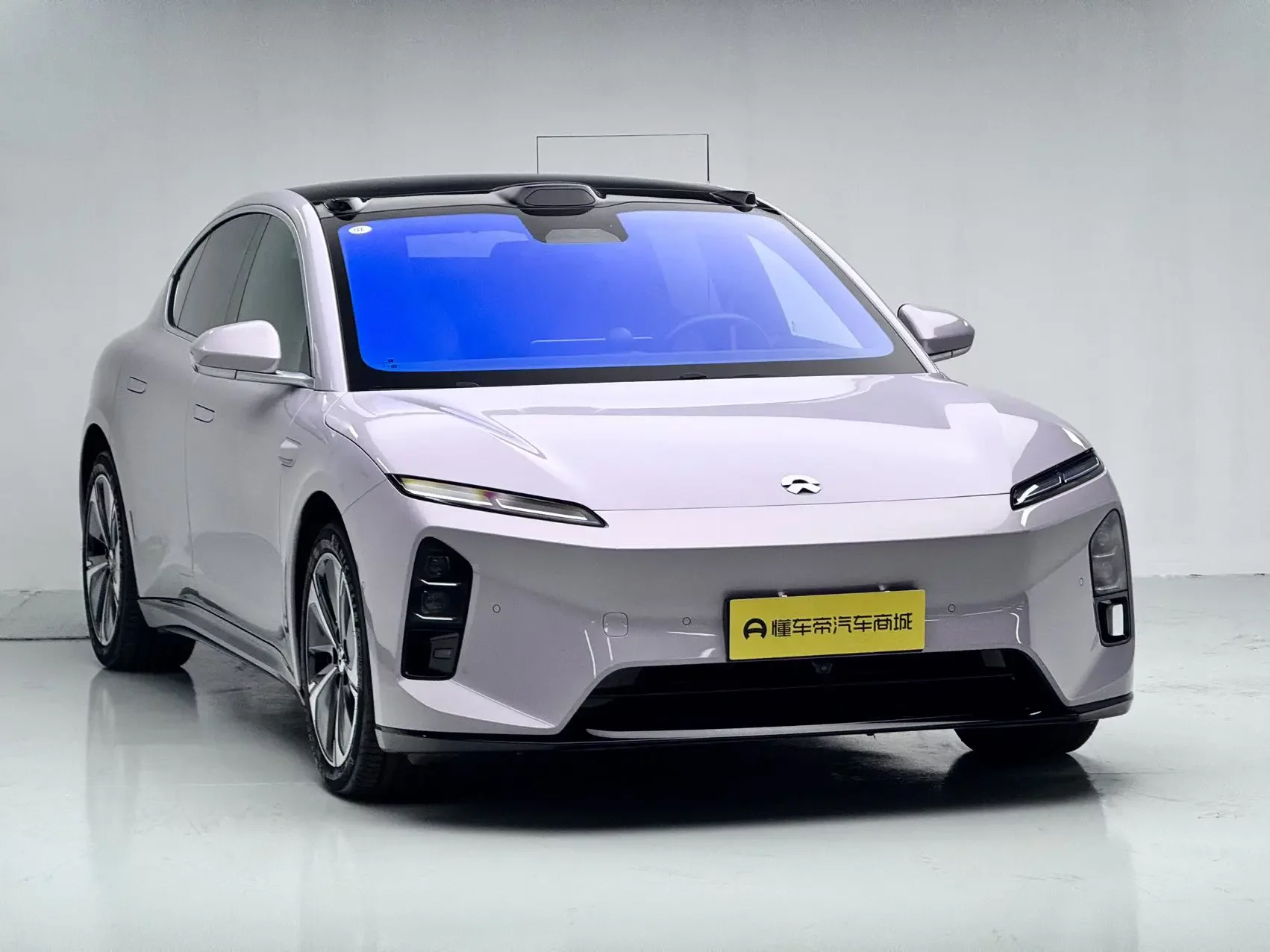 NIO ET5