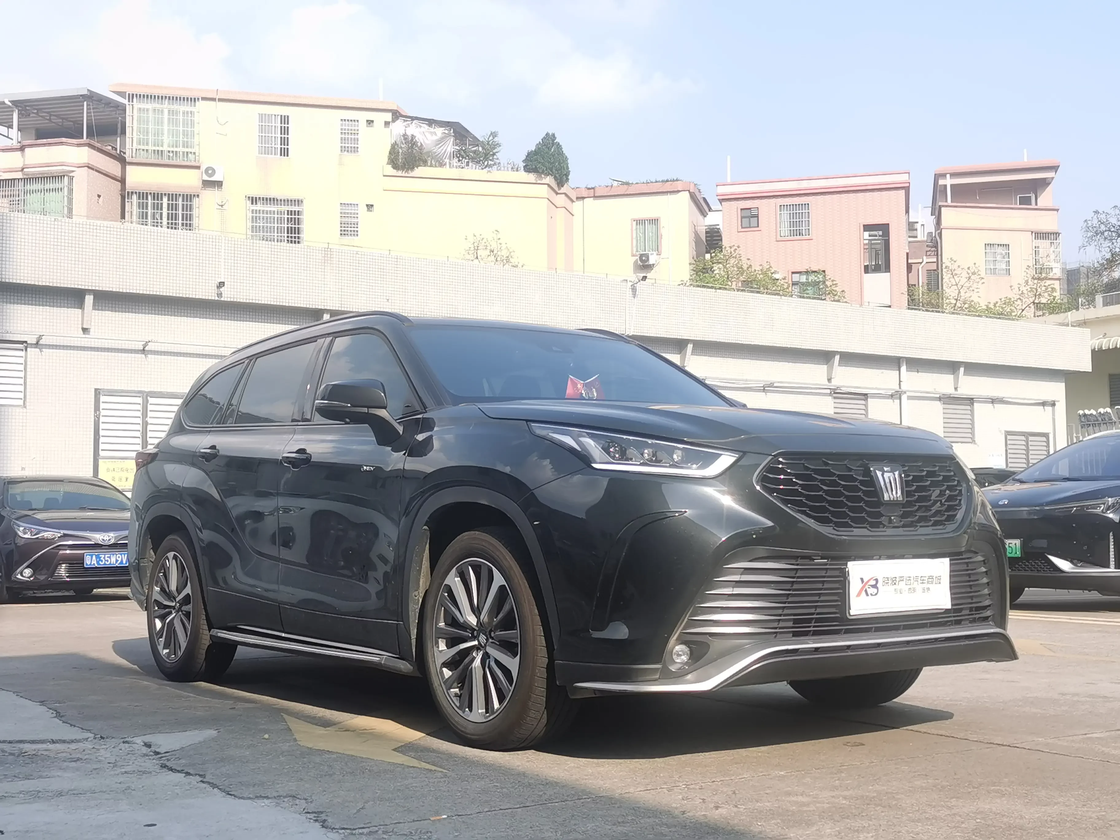 Toyota Crown Kluger
