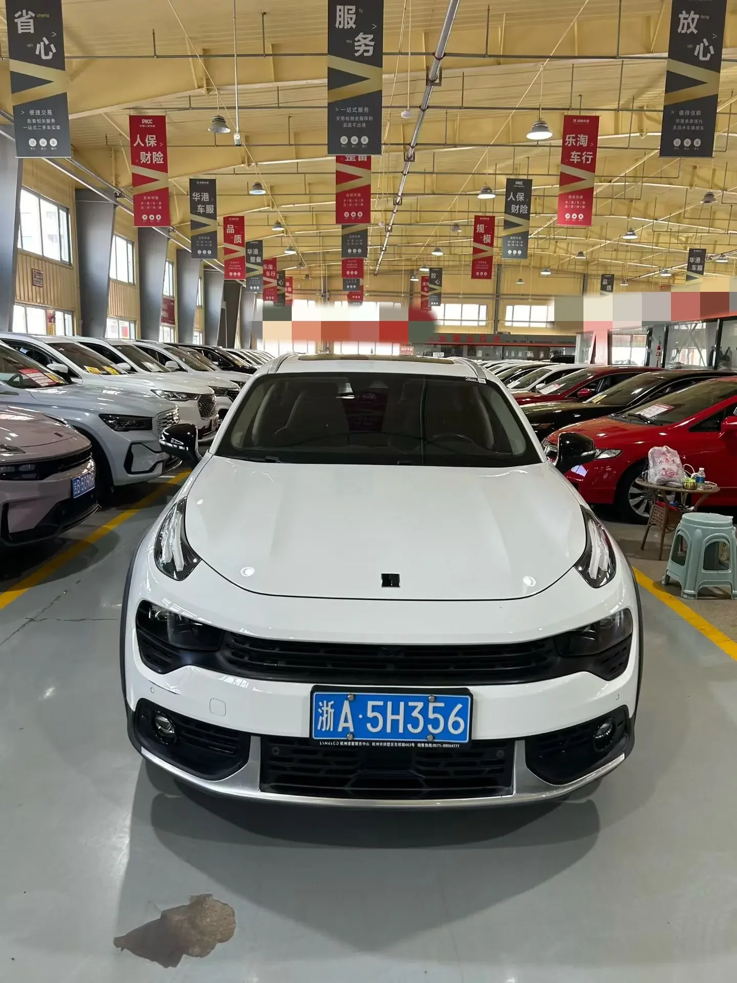 Lynk & Co 02