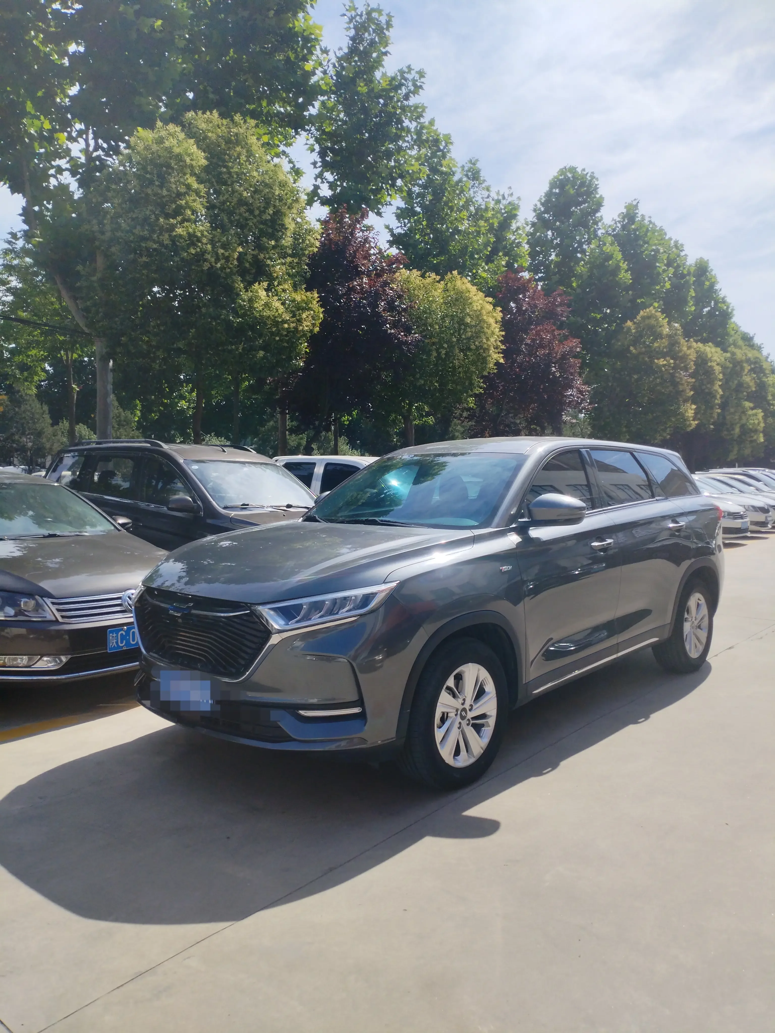 Oshan Changan Auchan X7