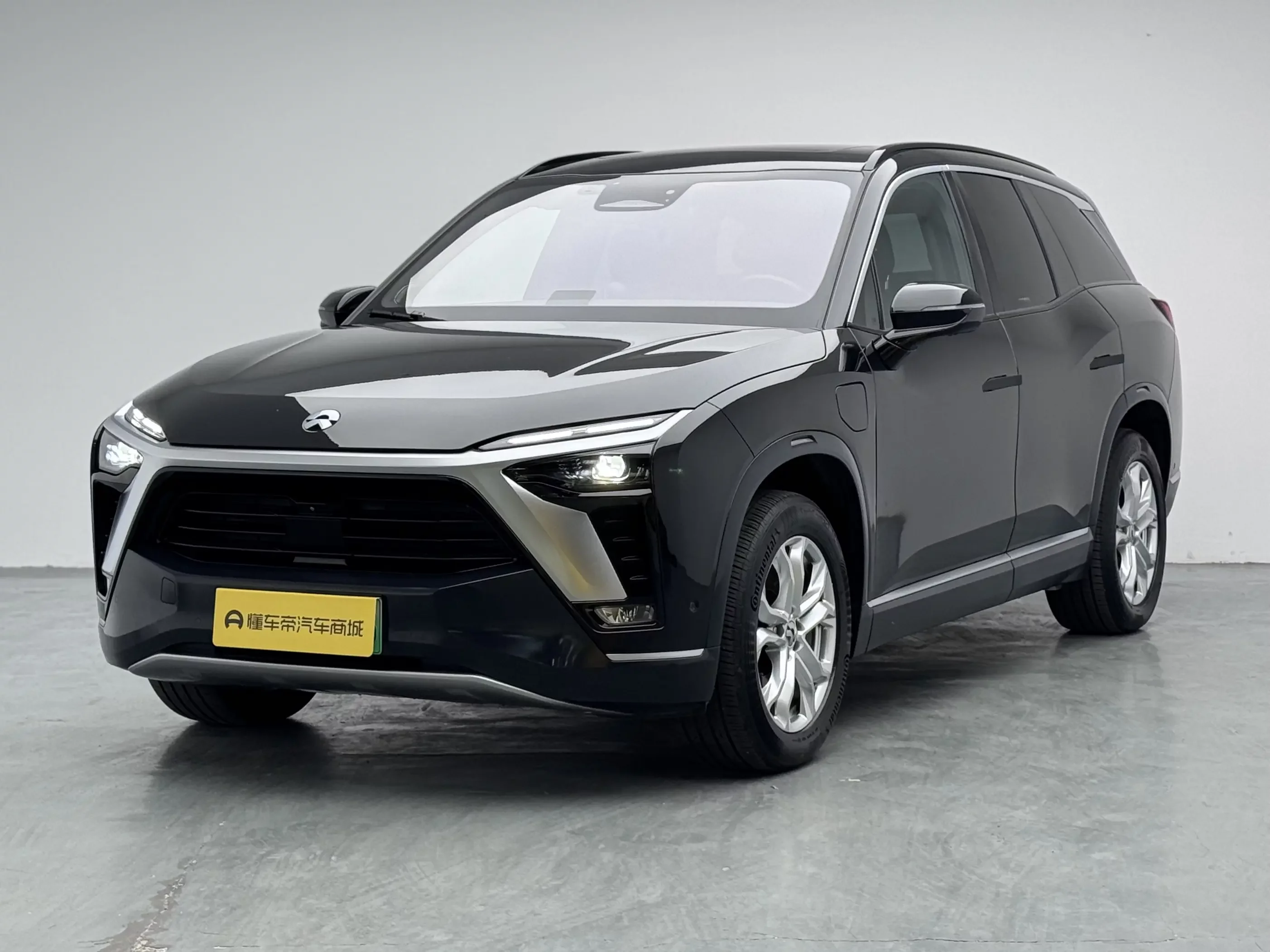 NIO ES8