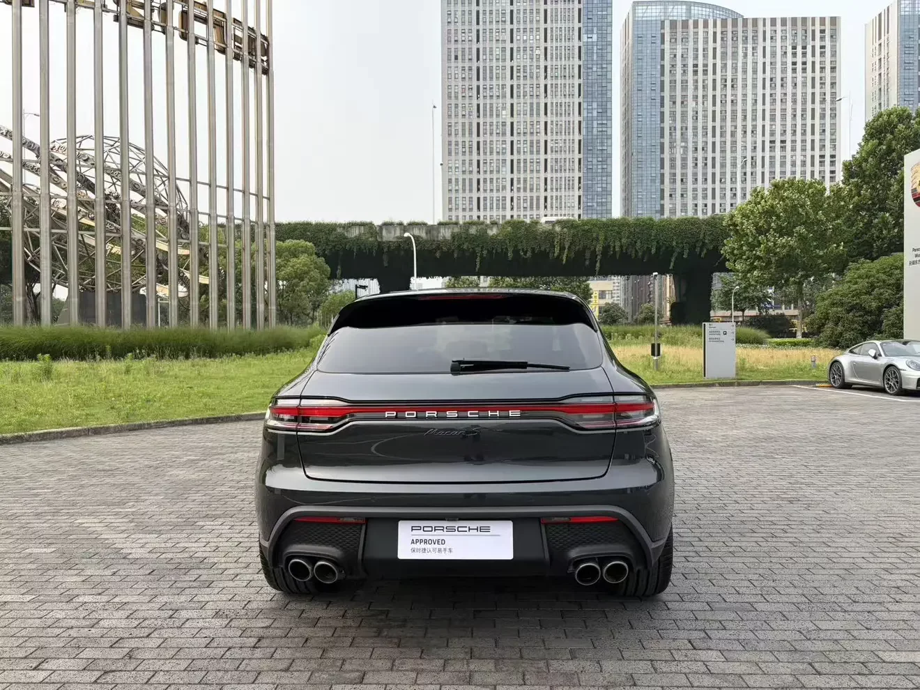 Porsche Macan