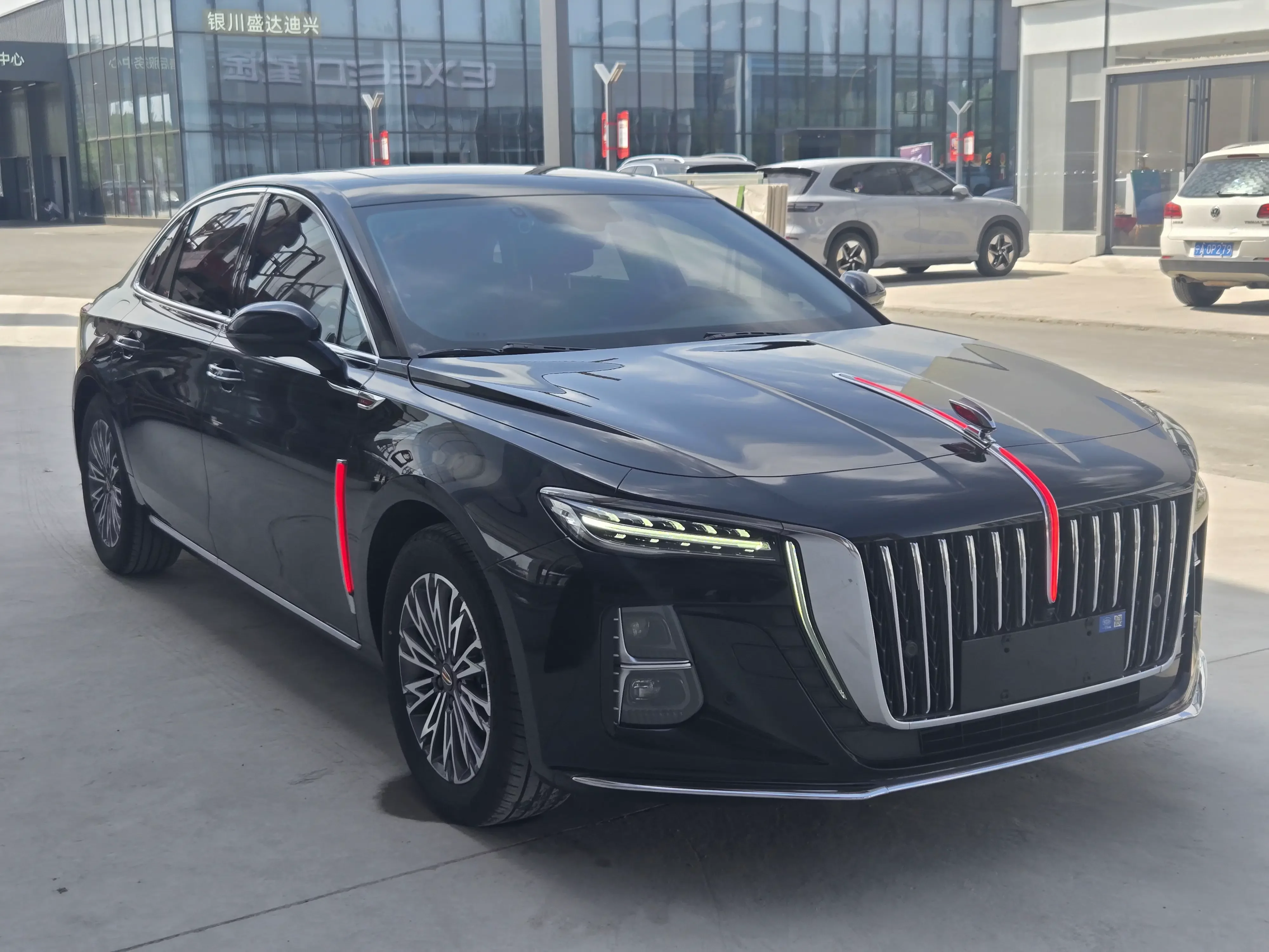 Hongqi H5