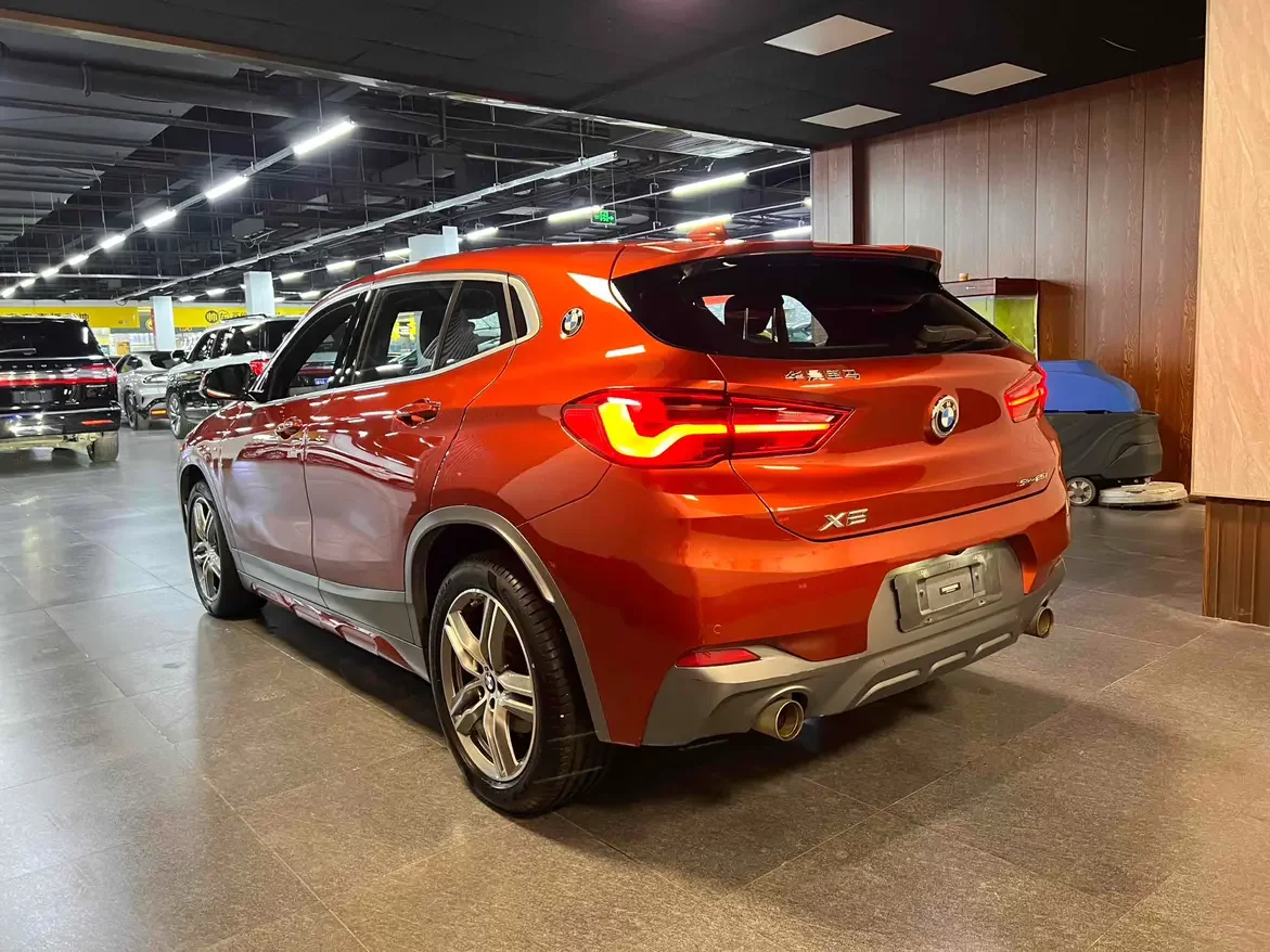 BMW X2