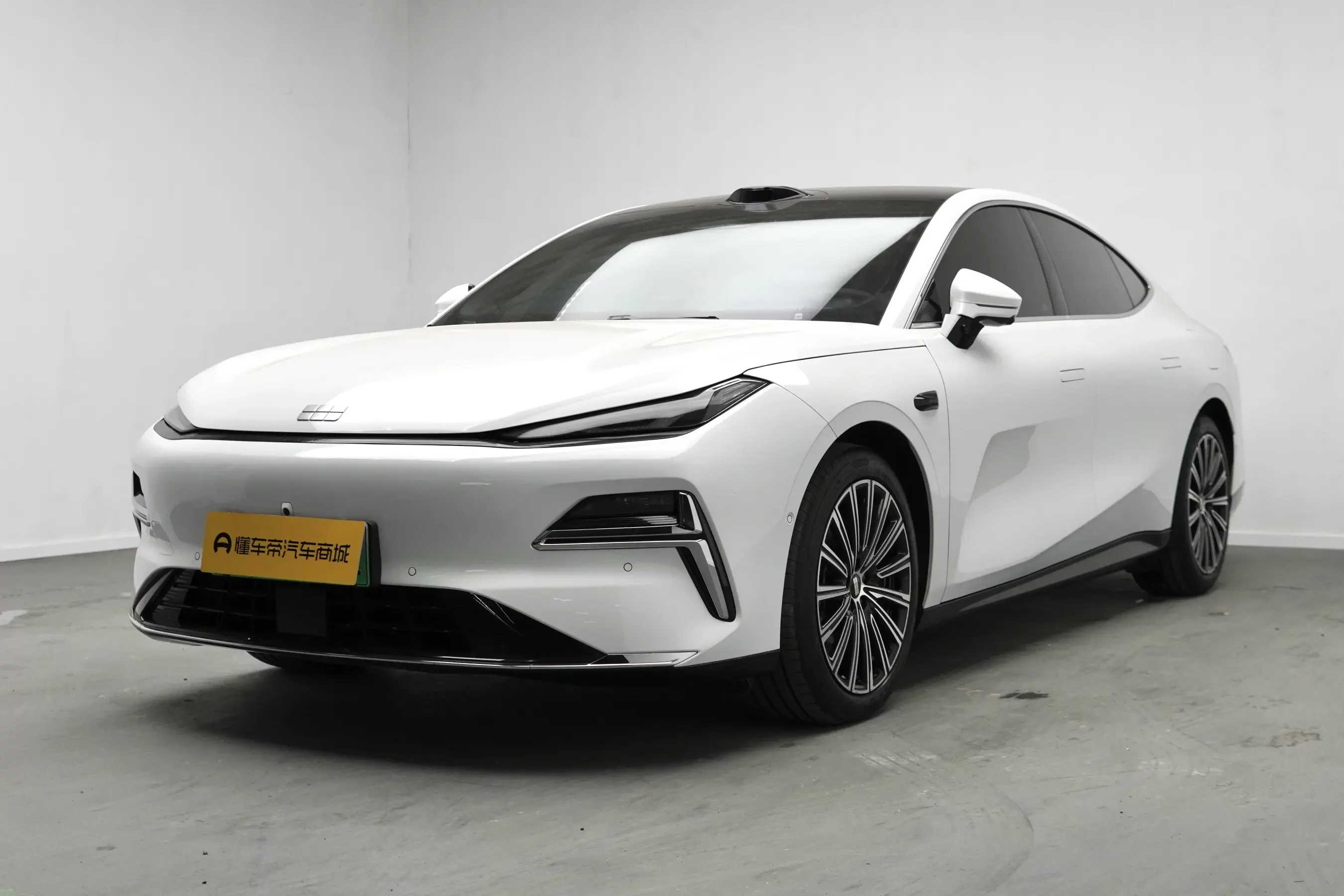 Geely Galaxy Star 8 PHEV