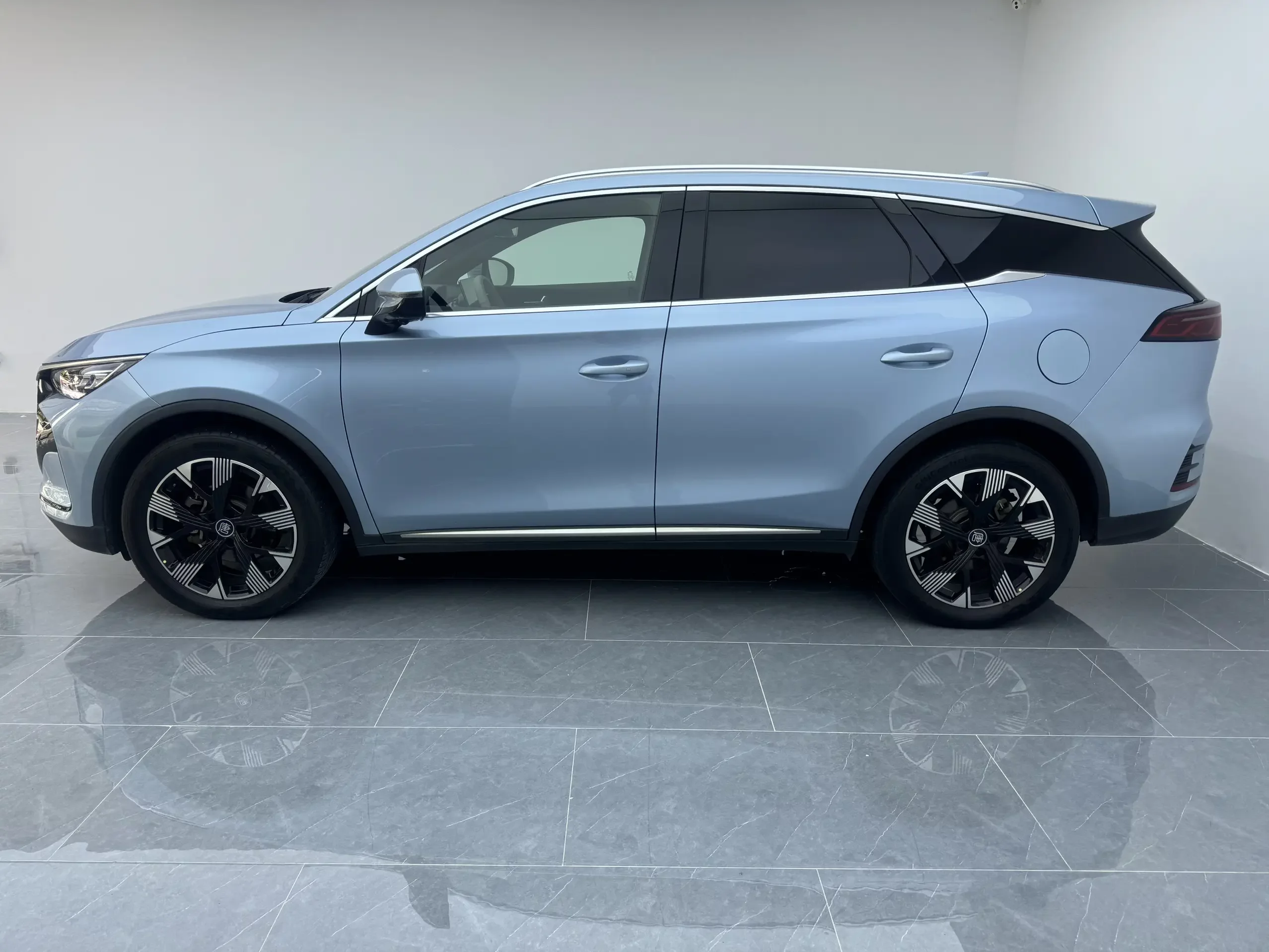 BYD Tang DM
