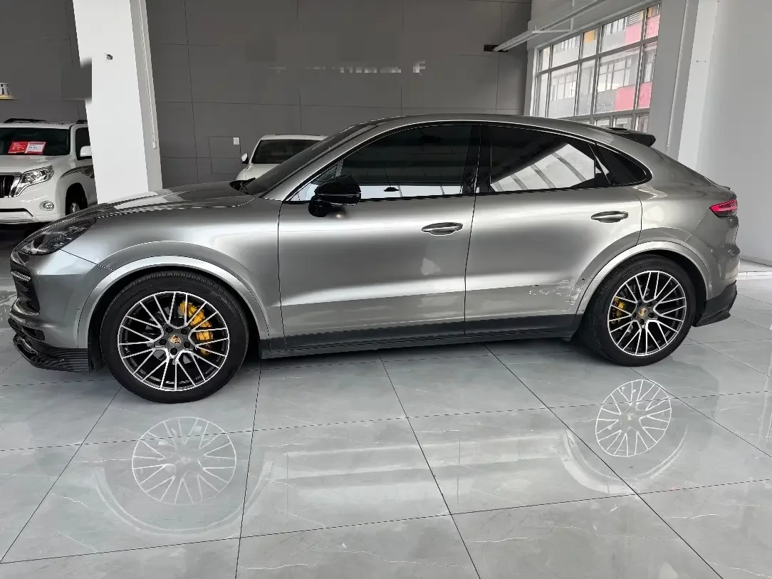 Porsche Cayenne Coupe