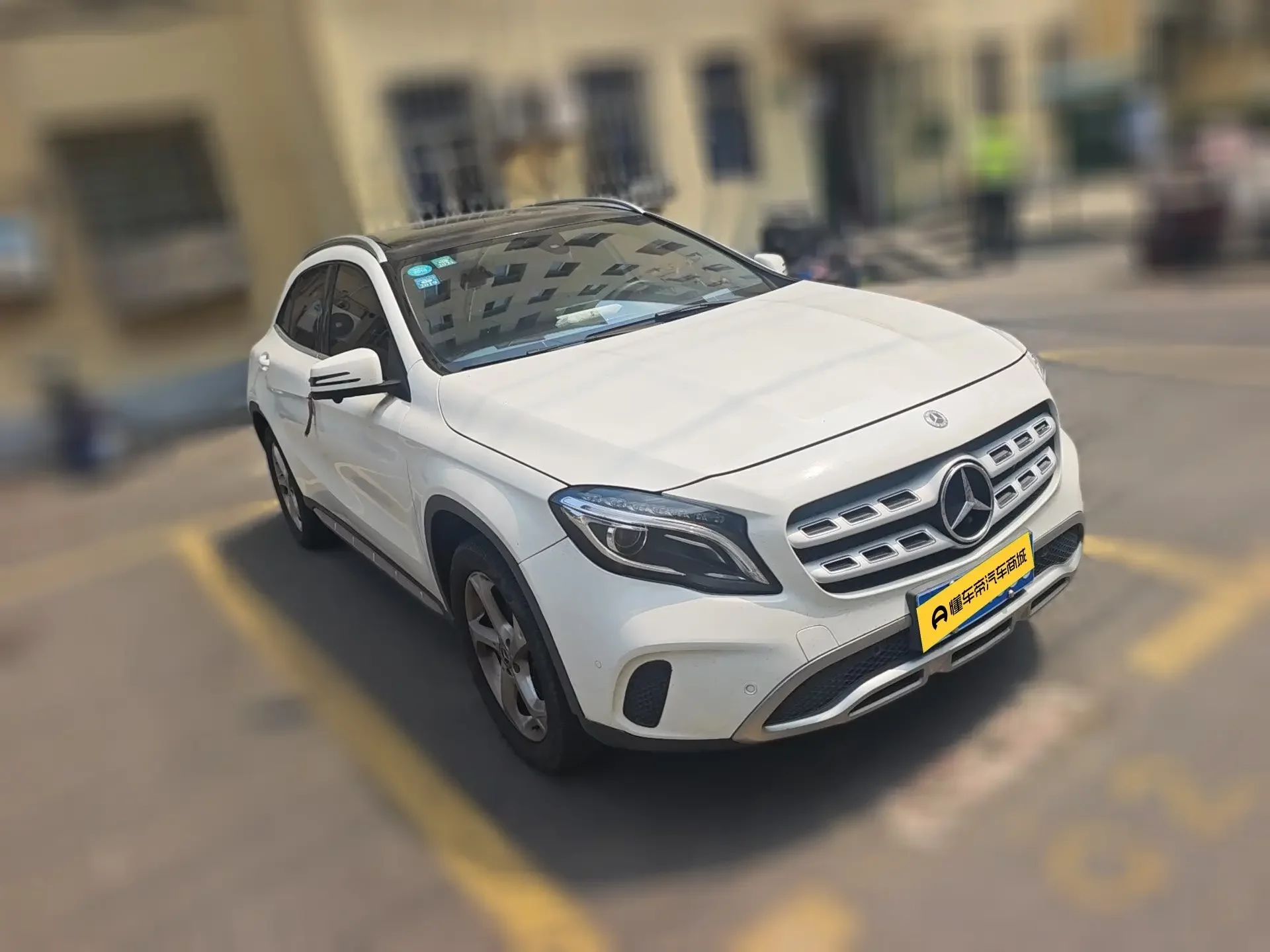 Mercedes-Benz GLA