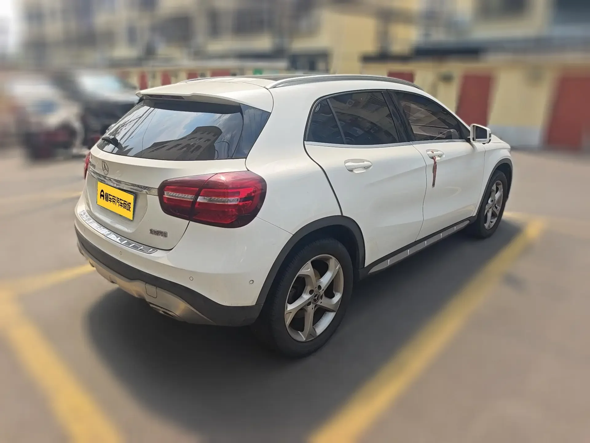 Mercedes-Benz GLA