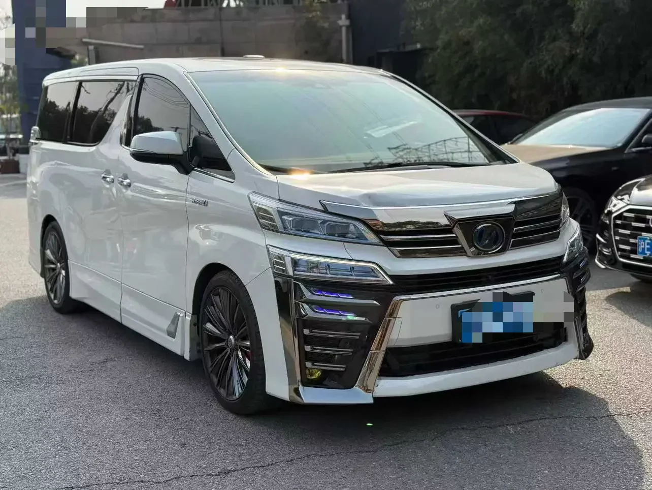 Toyota Crown Wellfire
