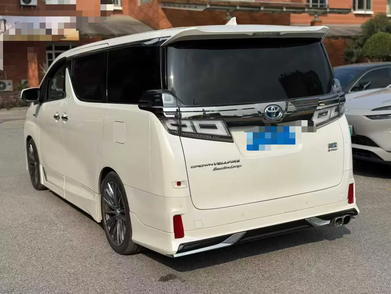 Toyota Crown Wellfire