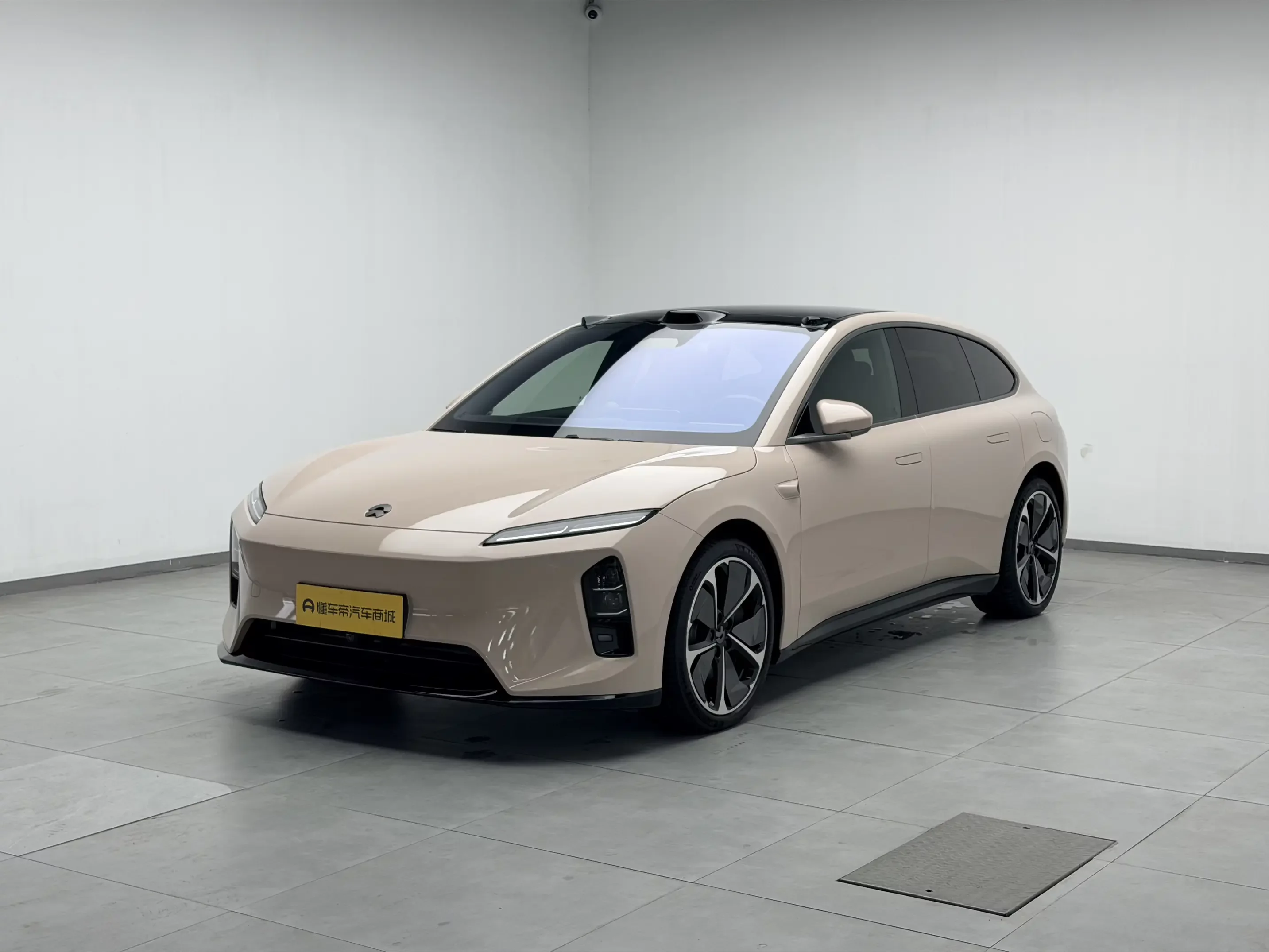 NIO ET5T
