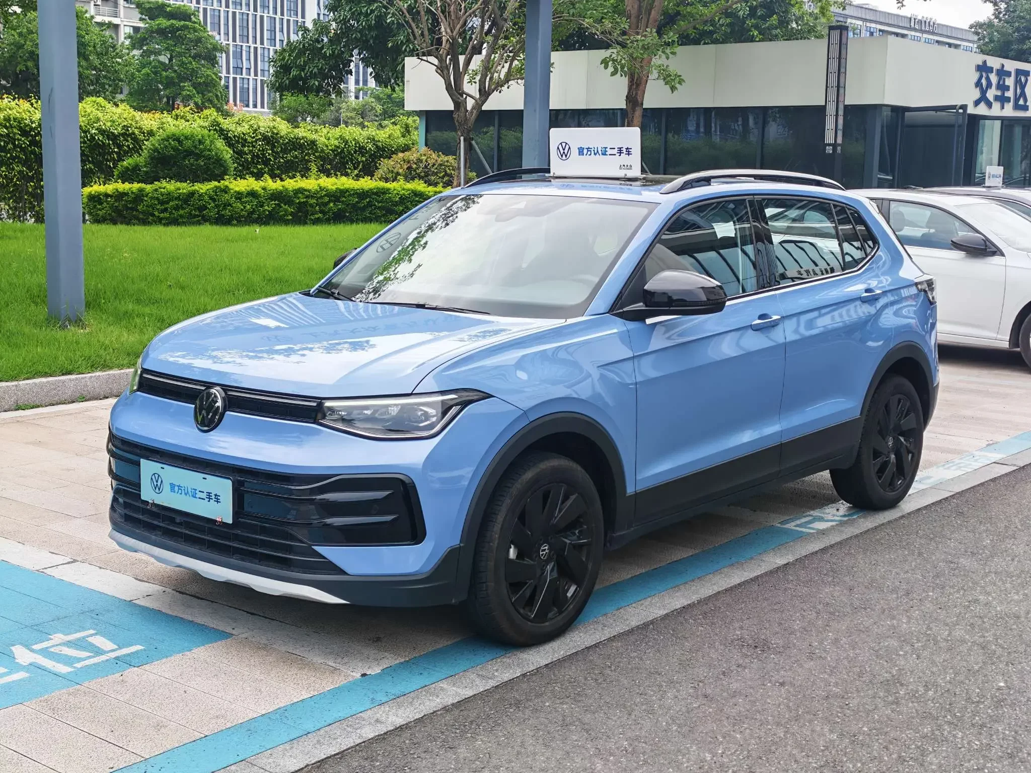Volkswagen Tharu