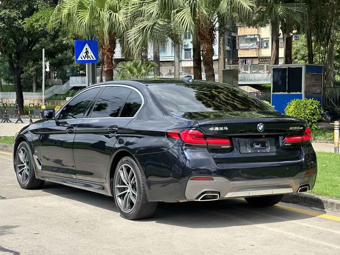 BMW 5 Series PHEV
