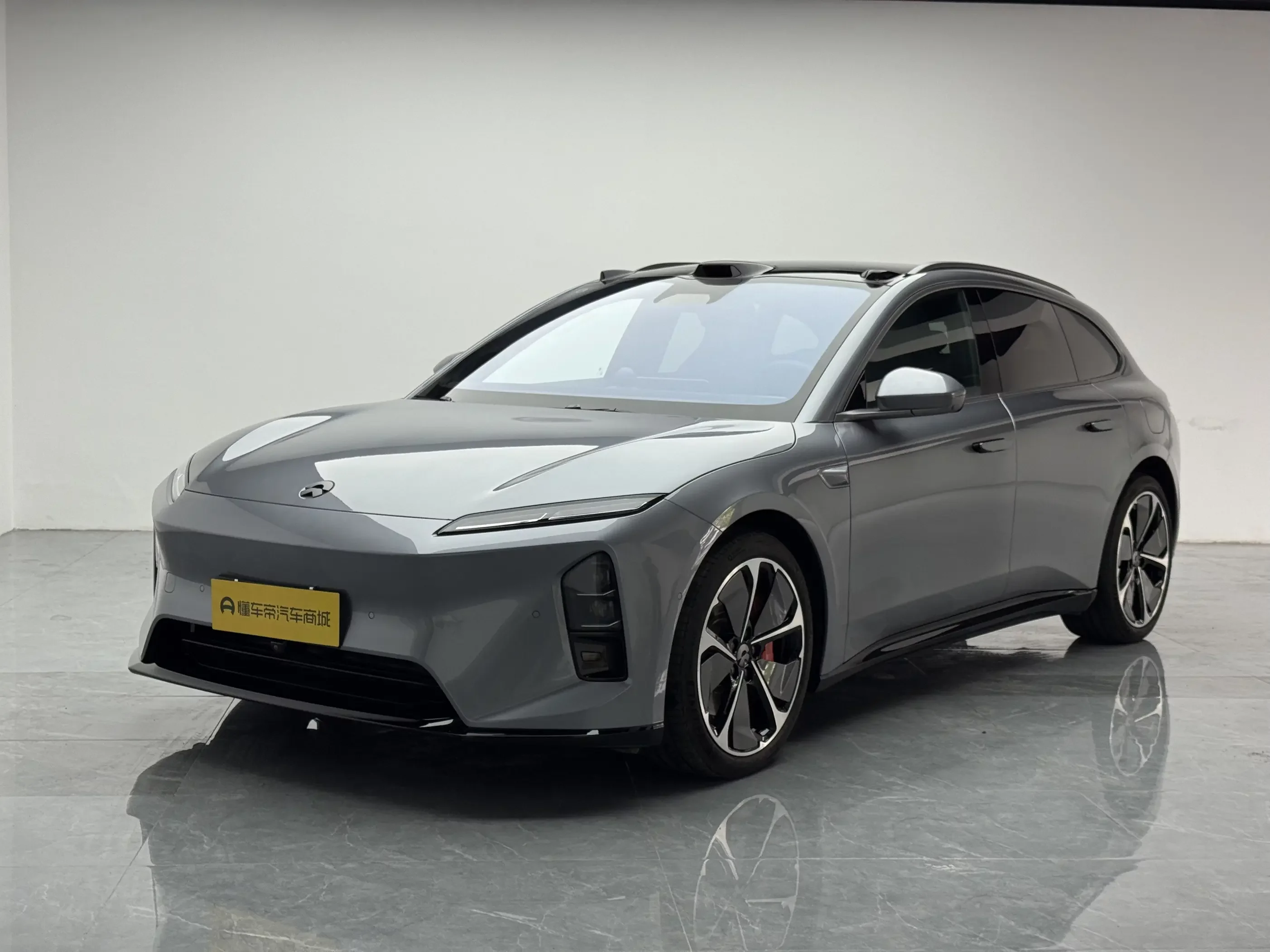 NIO ET5T