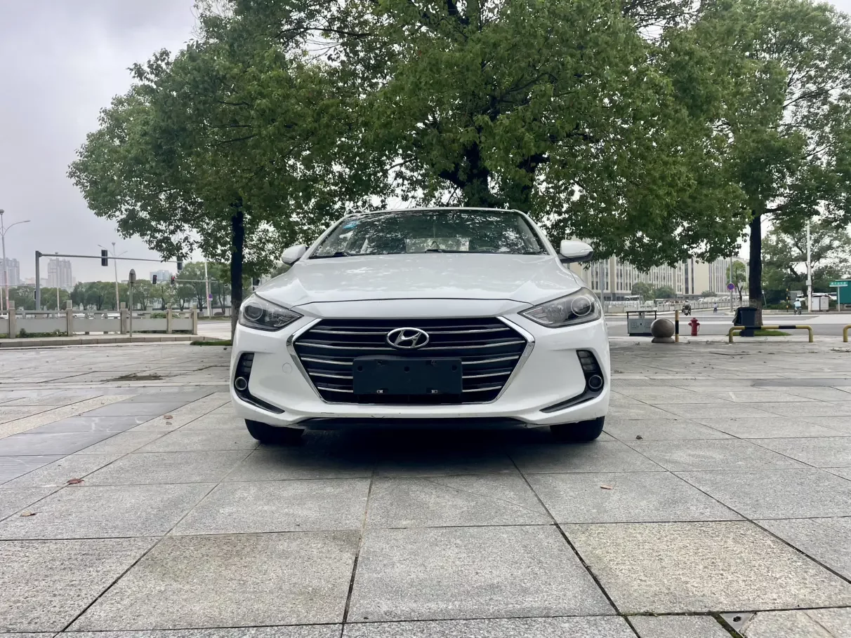 Hyundai lead