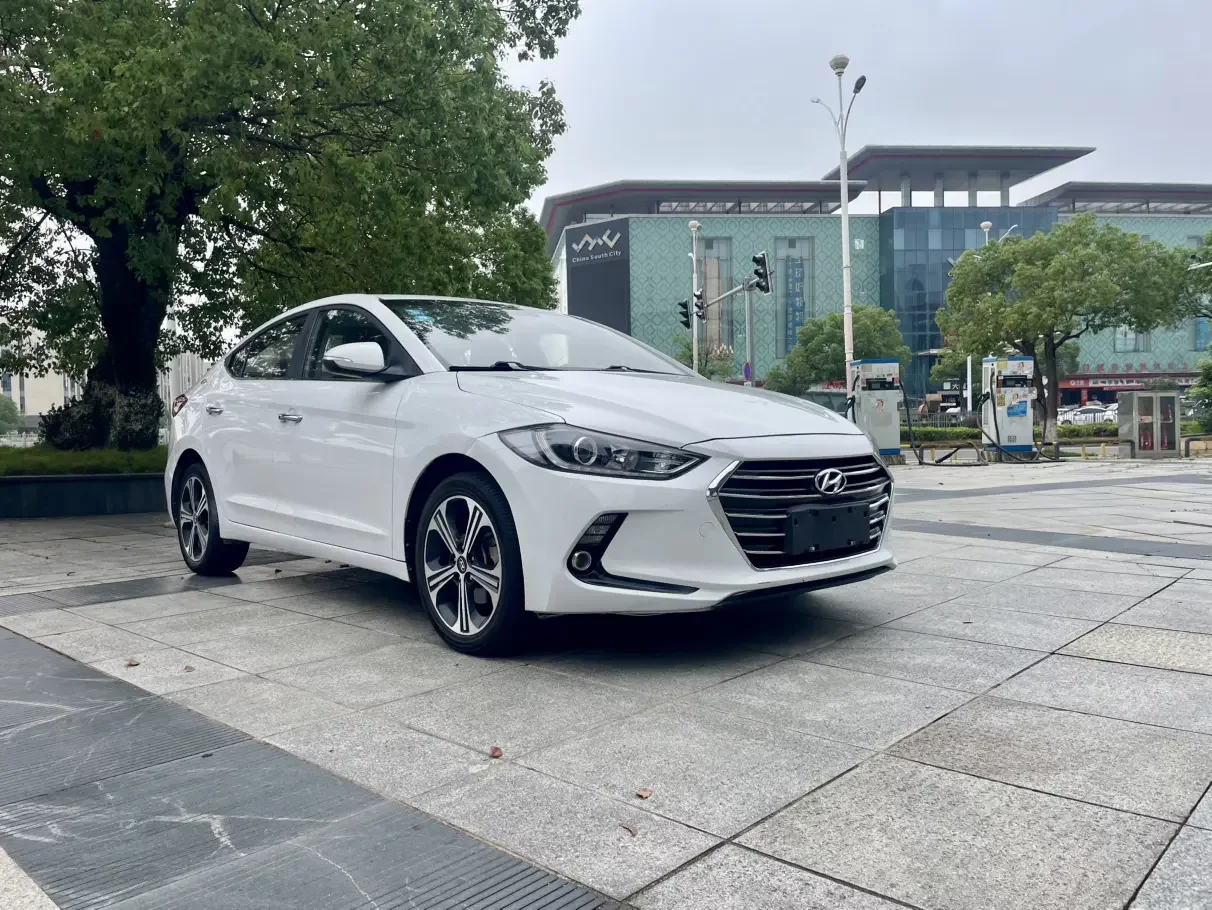 Hyundai lead