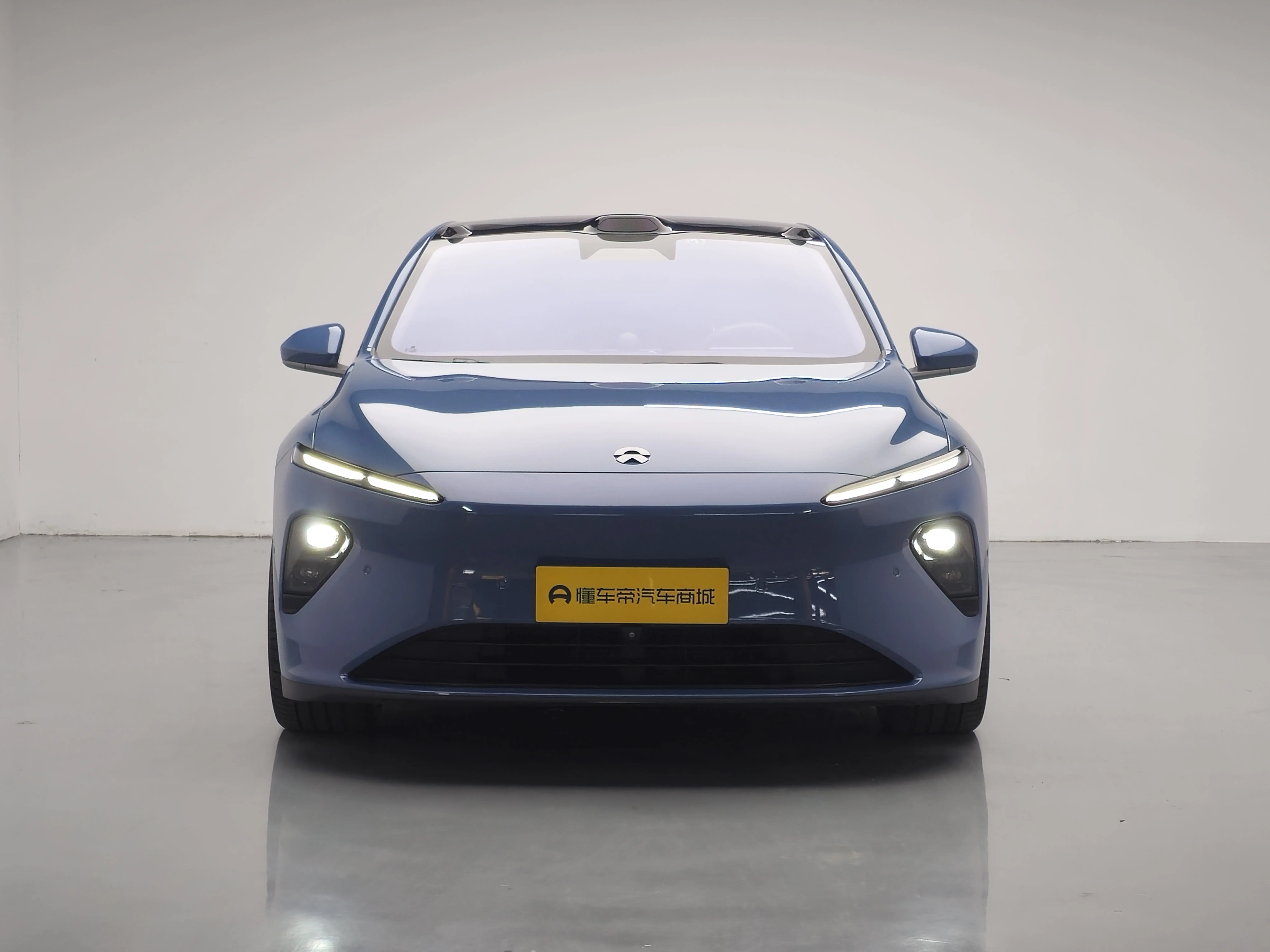 NIO ET7