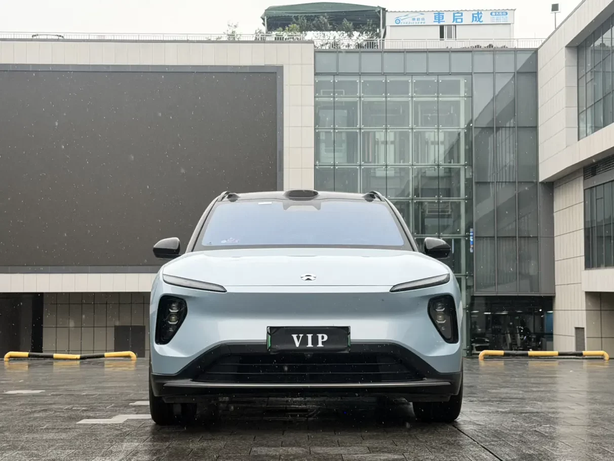 NIO ES6