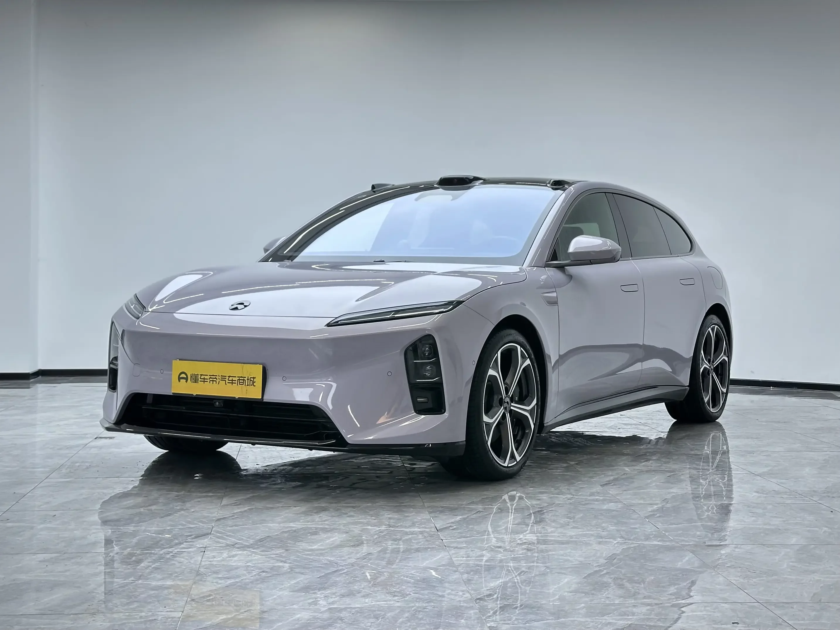 NIO ET5T