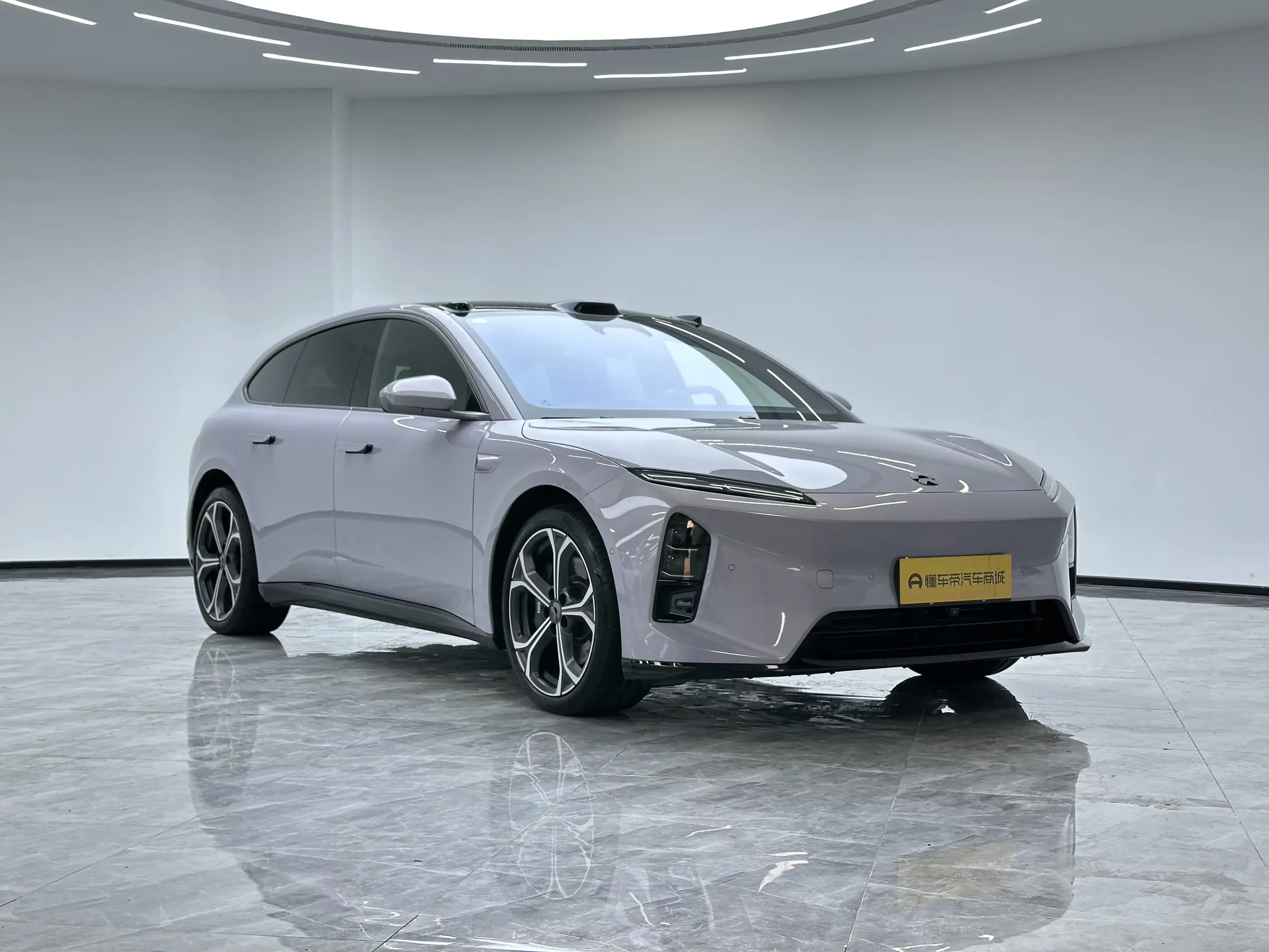 NIO ET5T