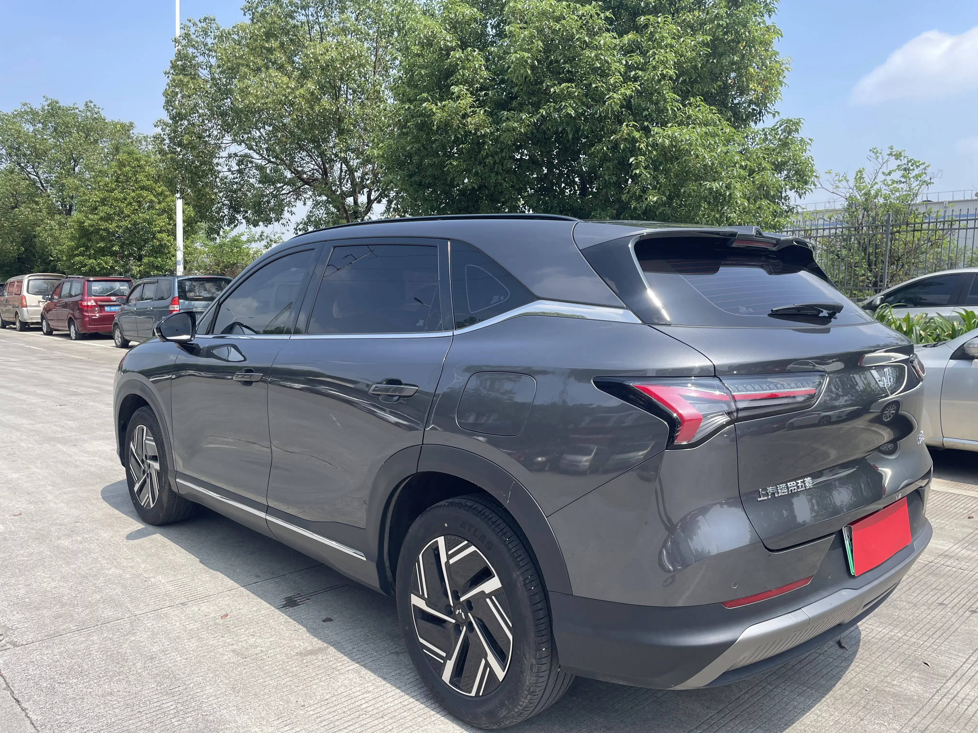 Wuling Starlight S PHEV