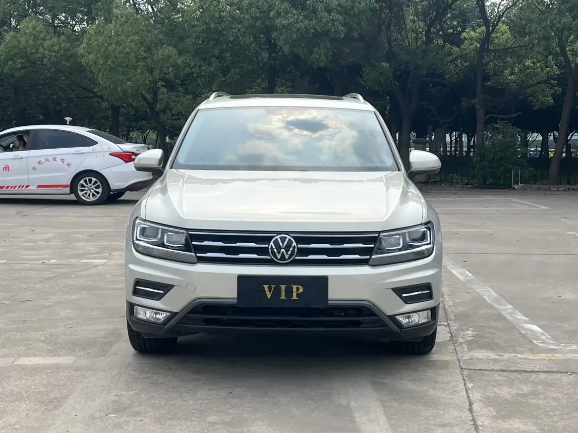 Volkswagen Tiguan L