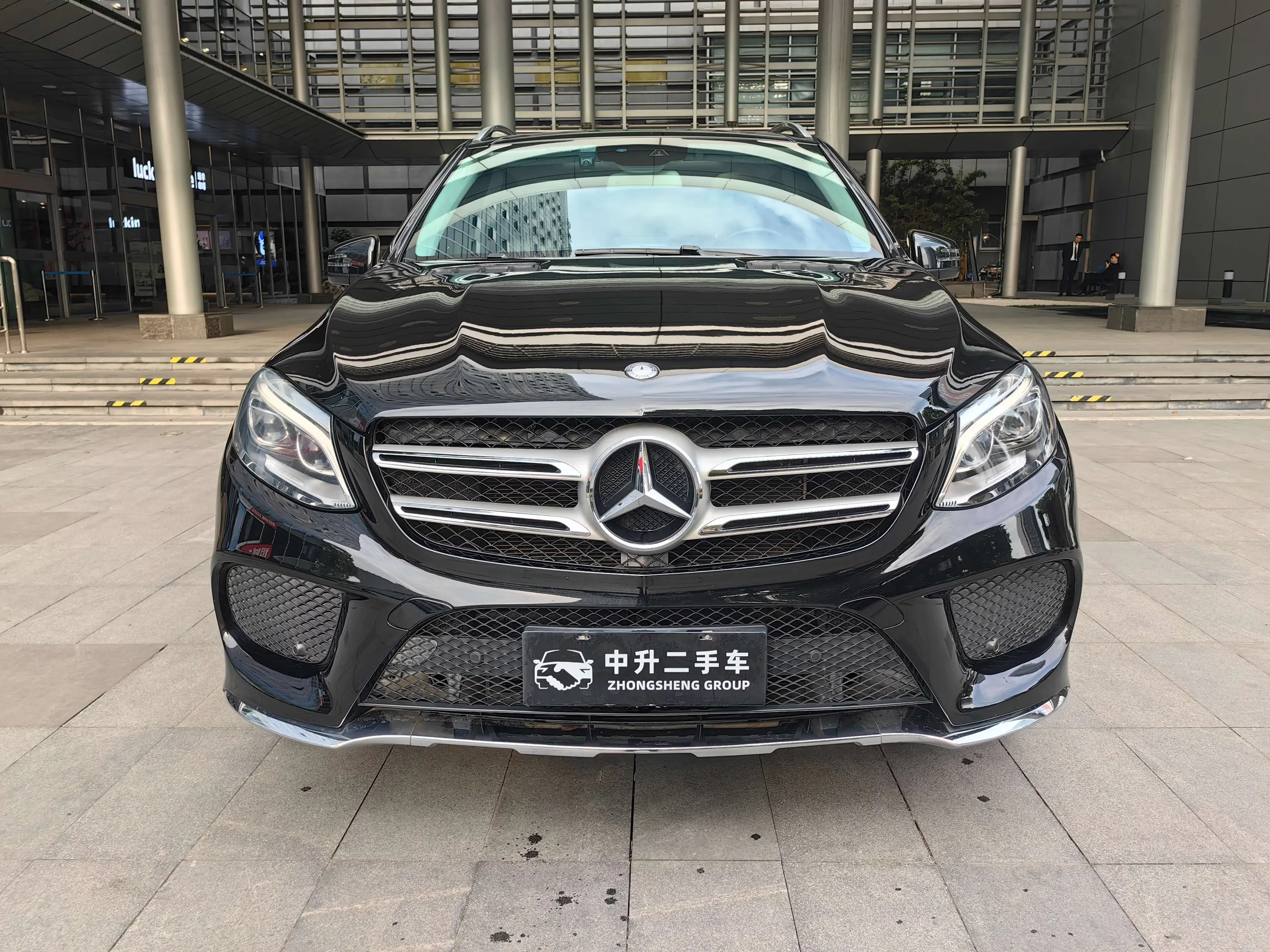 Mercedes-Benz GLE (Imported)